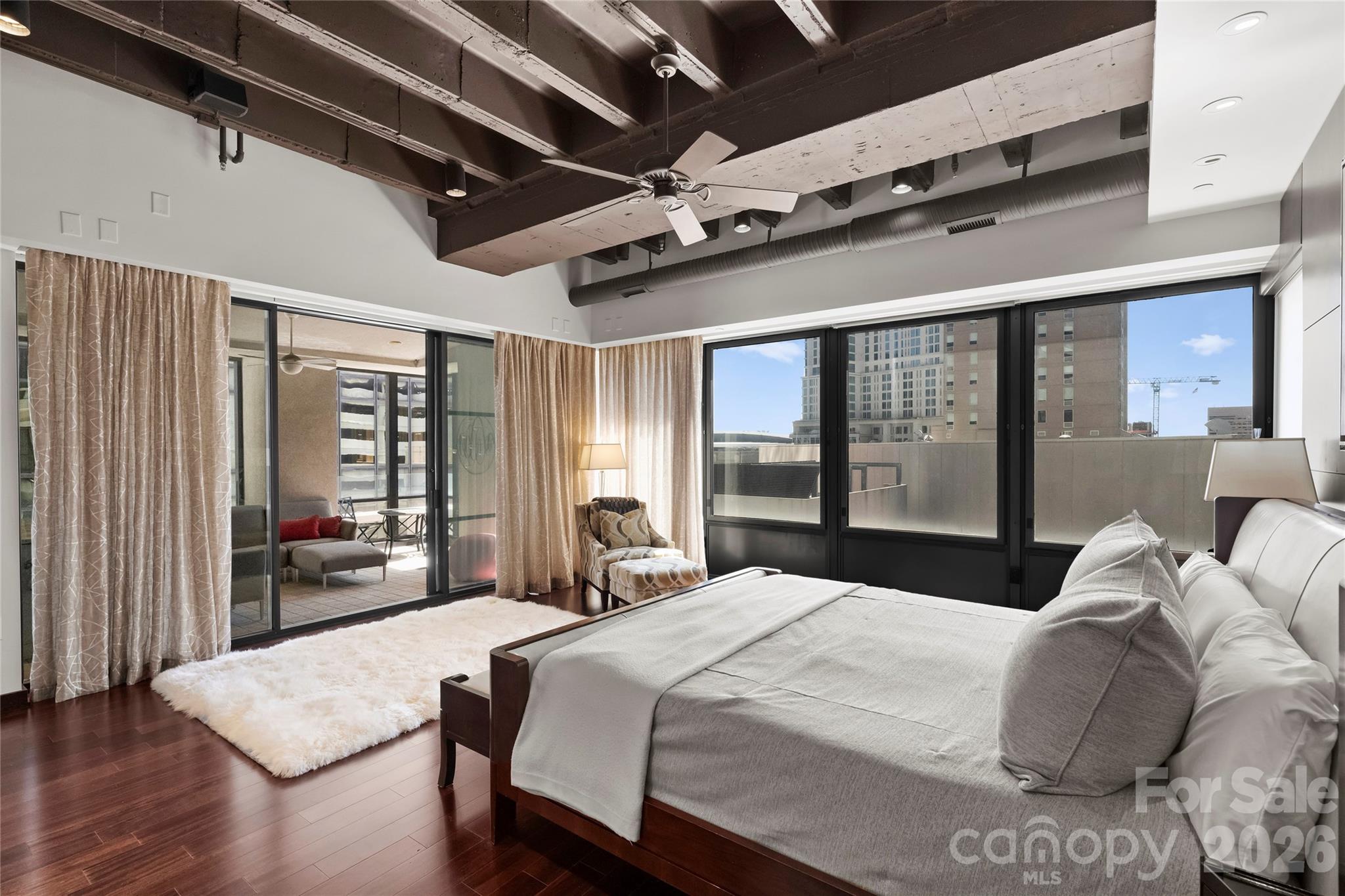 139 S Tryon Street 6 Property Photo 29