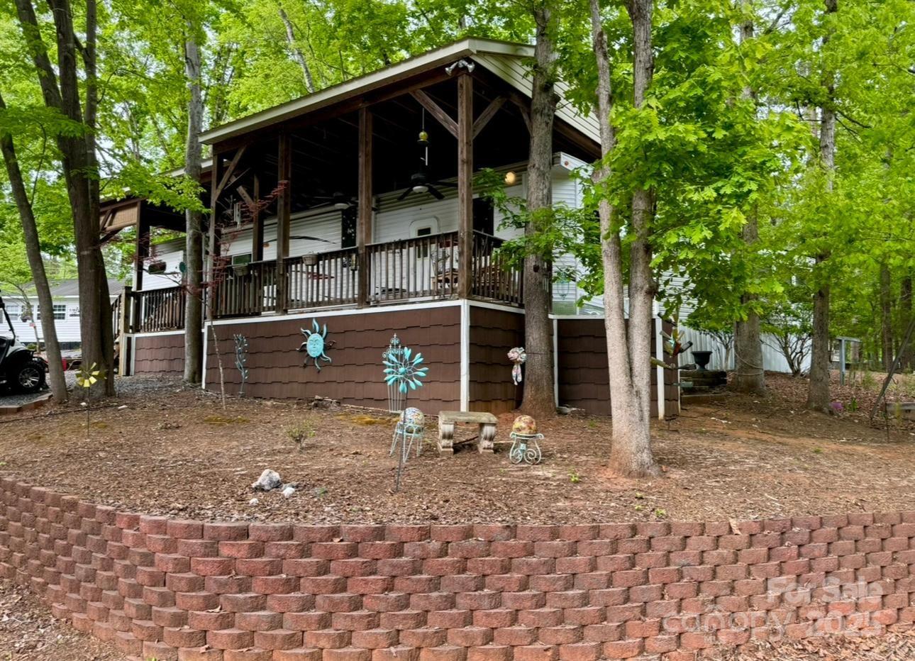 102 Catawba Court F190 Property Photo 1