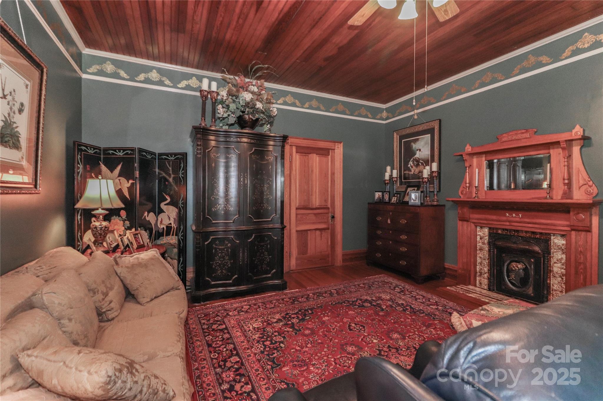 235 Walnut Street Property Photo 14