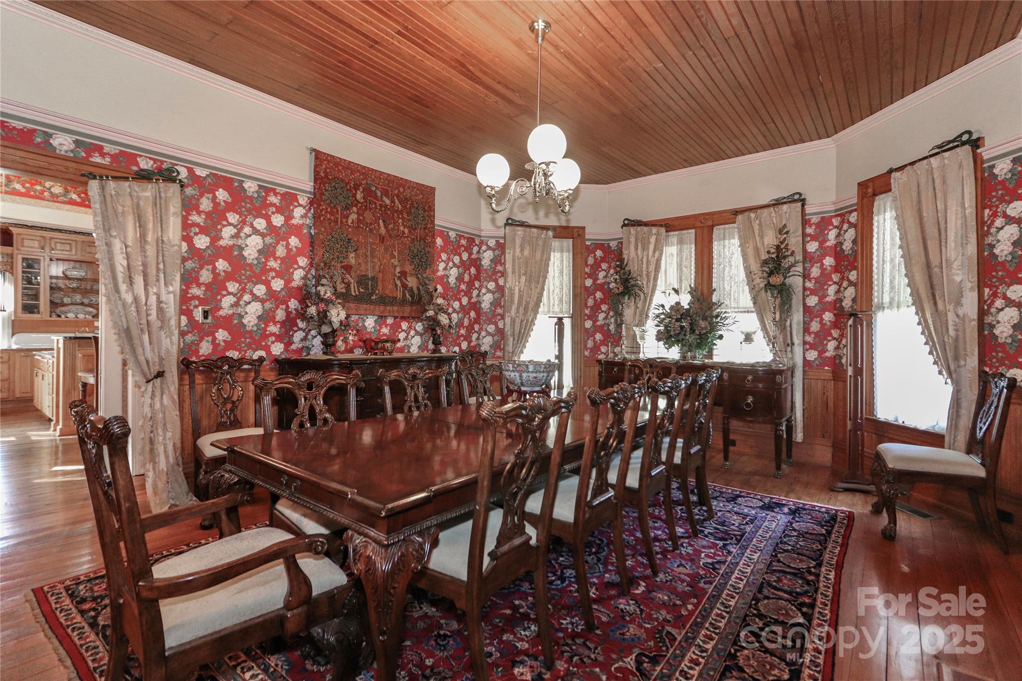 235 Walnut Street Property Photo 15
