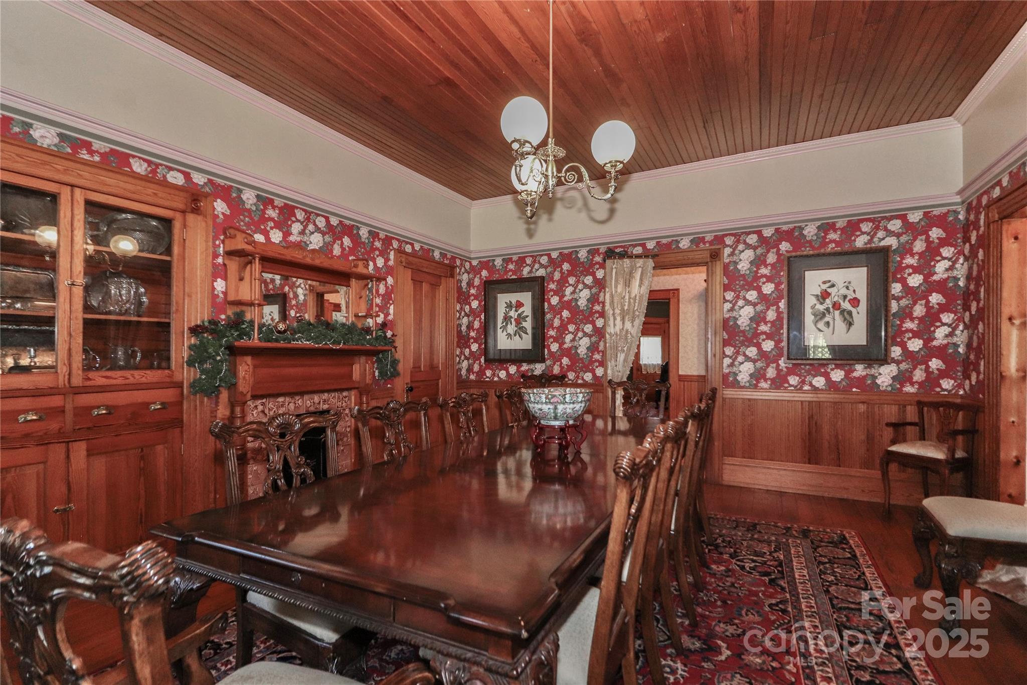 235 Walnut Street Property Photo 16