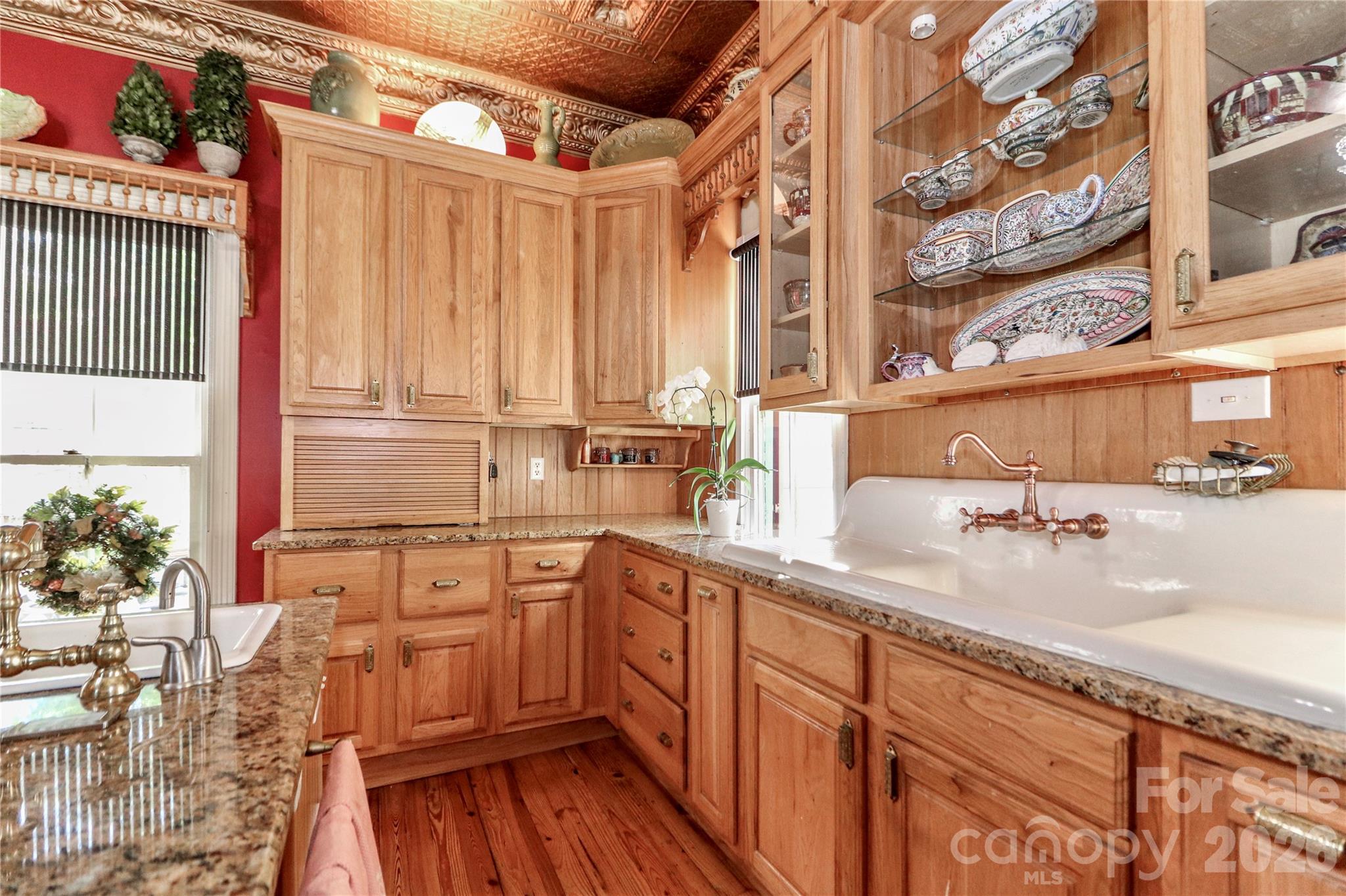 235 Walnut Street Property Photo 21