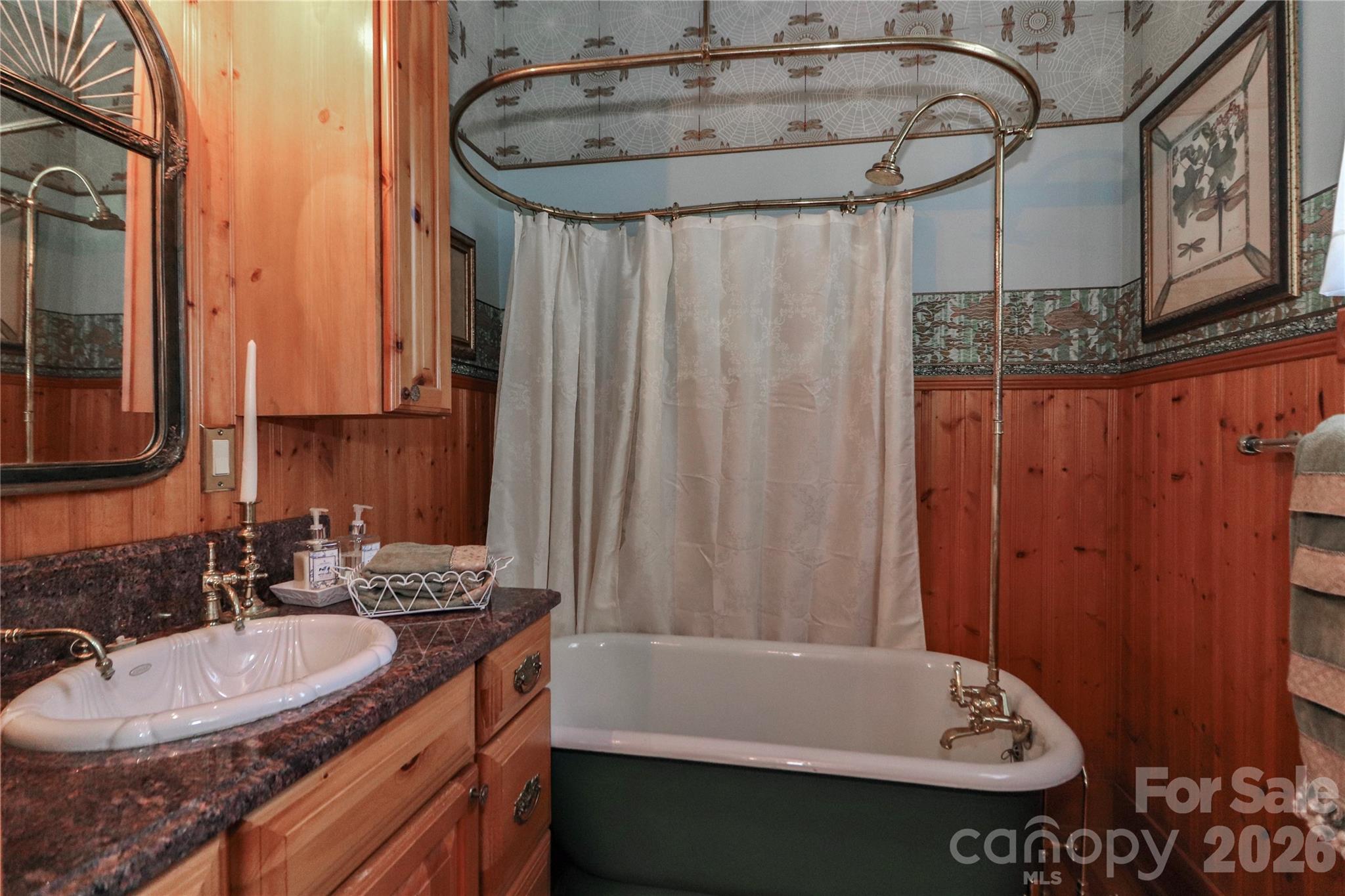 235 Walnut Street Property Photo 22