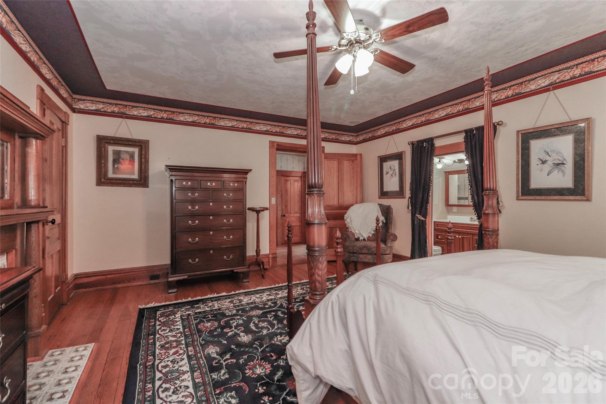 235 Walnut Street Property Photo 30