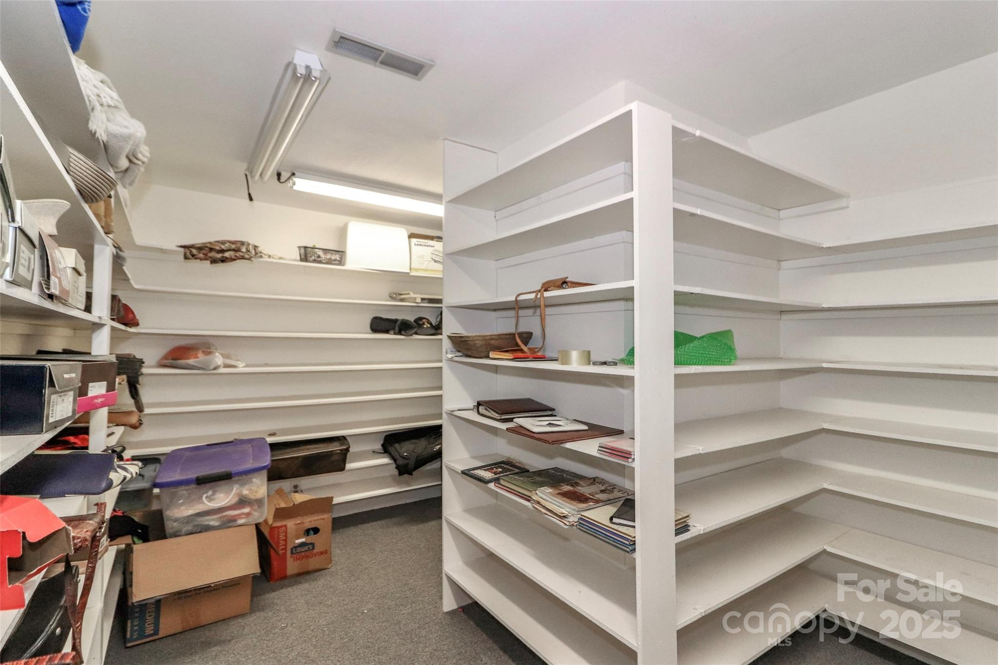 235 Walnut Street Property Photo 36