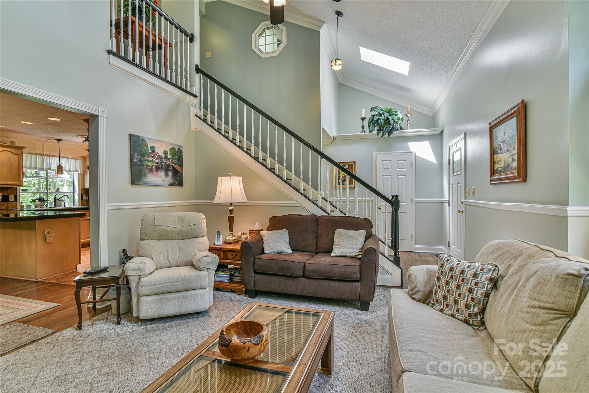 145 Fox Glen Drive Property Photo 11