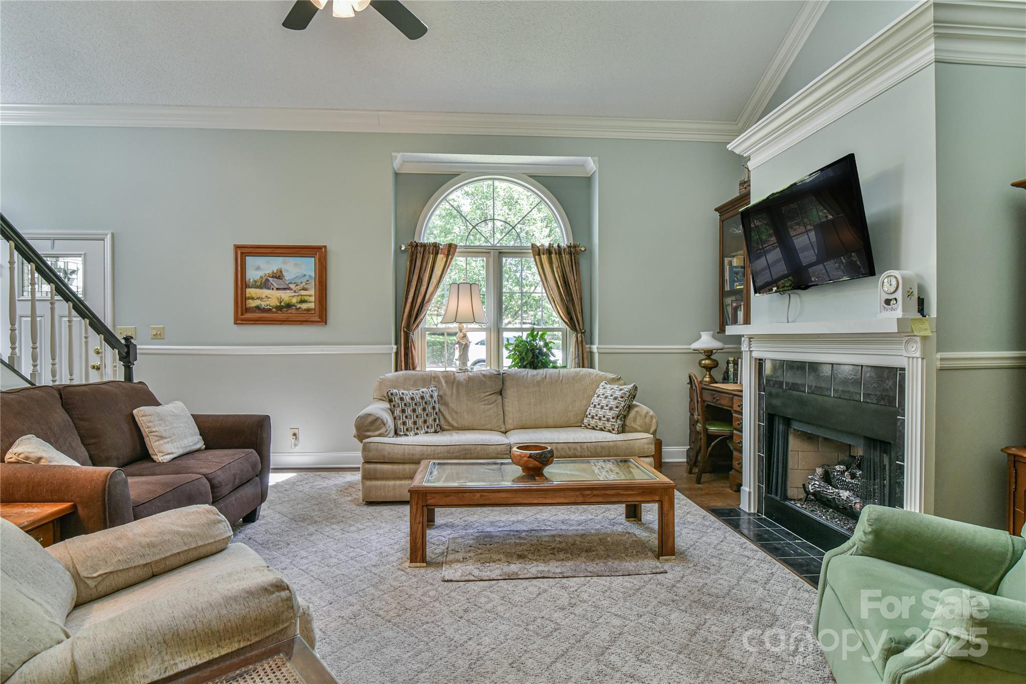 145 Fox Glen Drive Property Photo 12