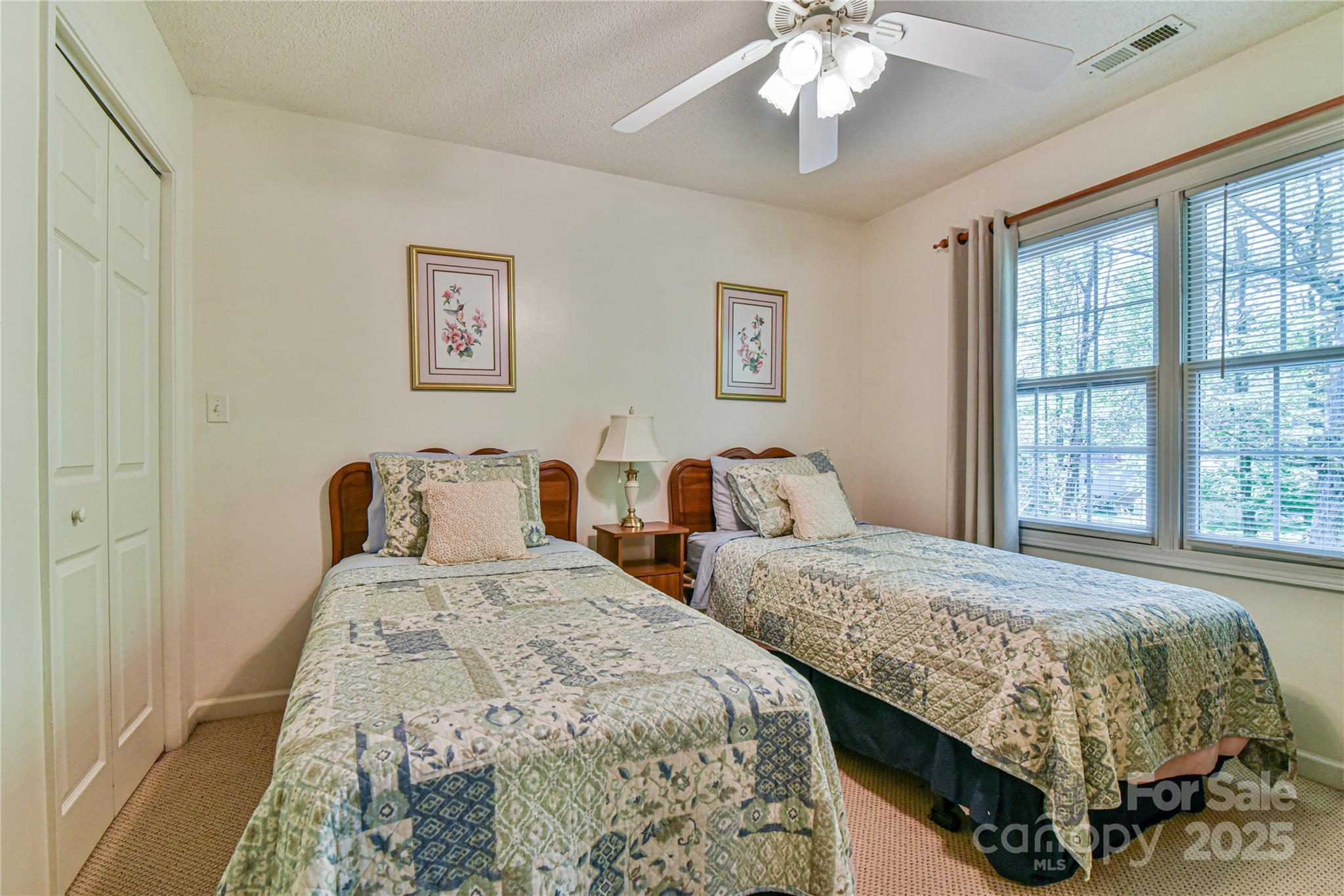 145 Fox Glen Drive Property Photo 23