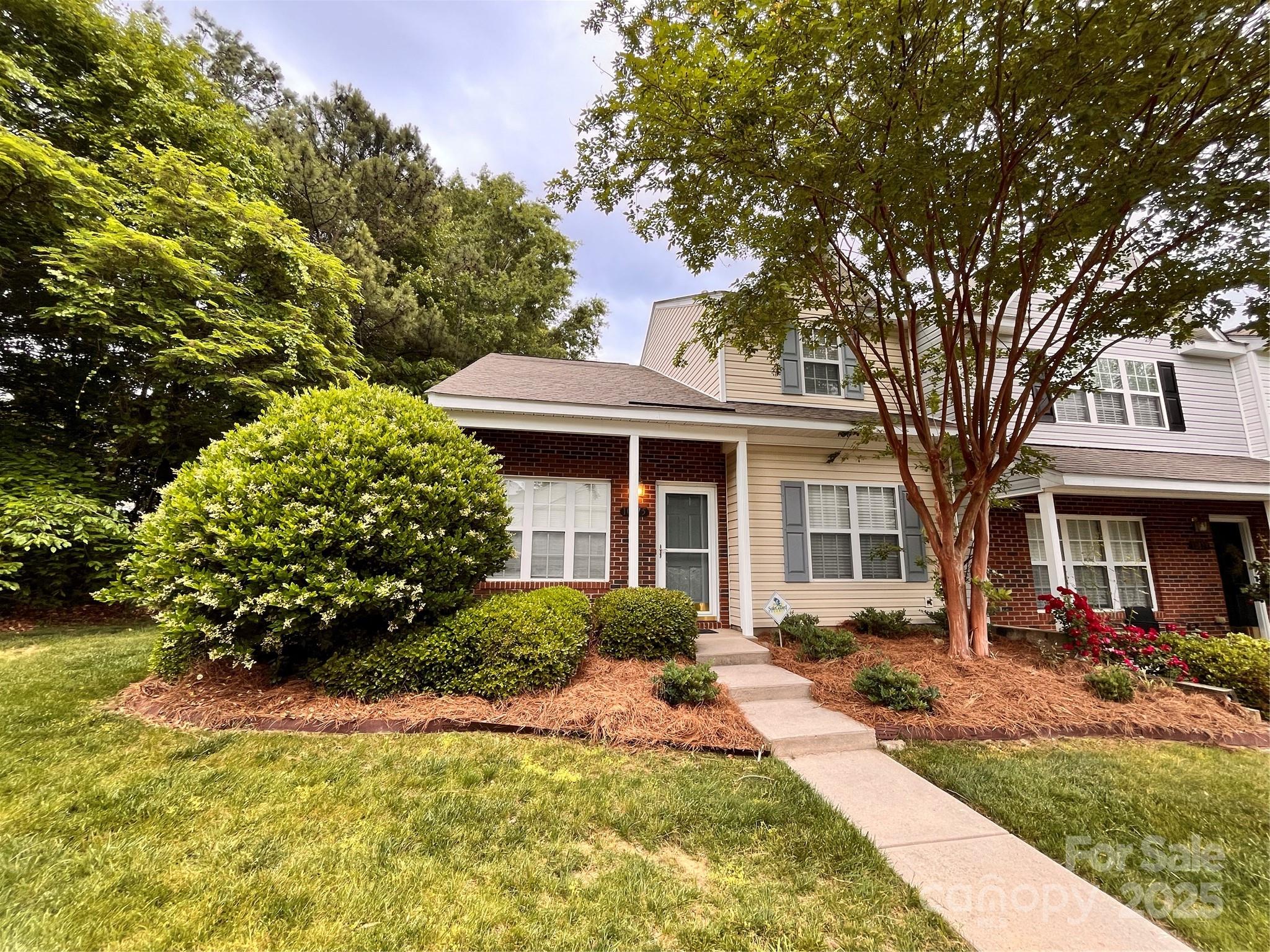 10875 Holly Ridge Boulevard Property Photo 3