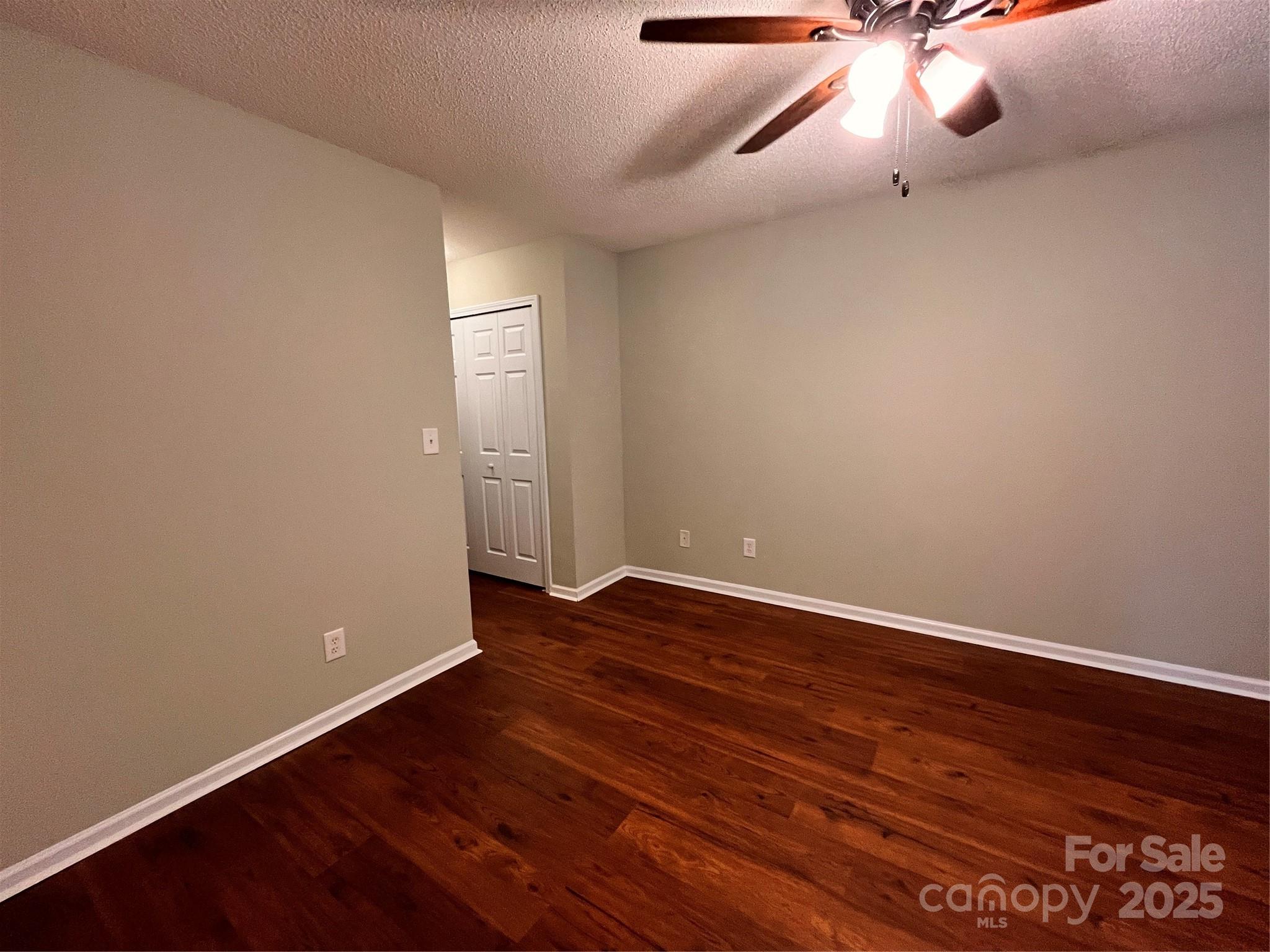 10875 Holly Ridge Boulevard Property Photo 11