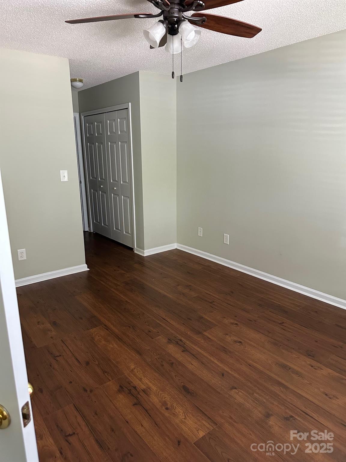 10875 Holly Ridge Boulevard Property Photo 12