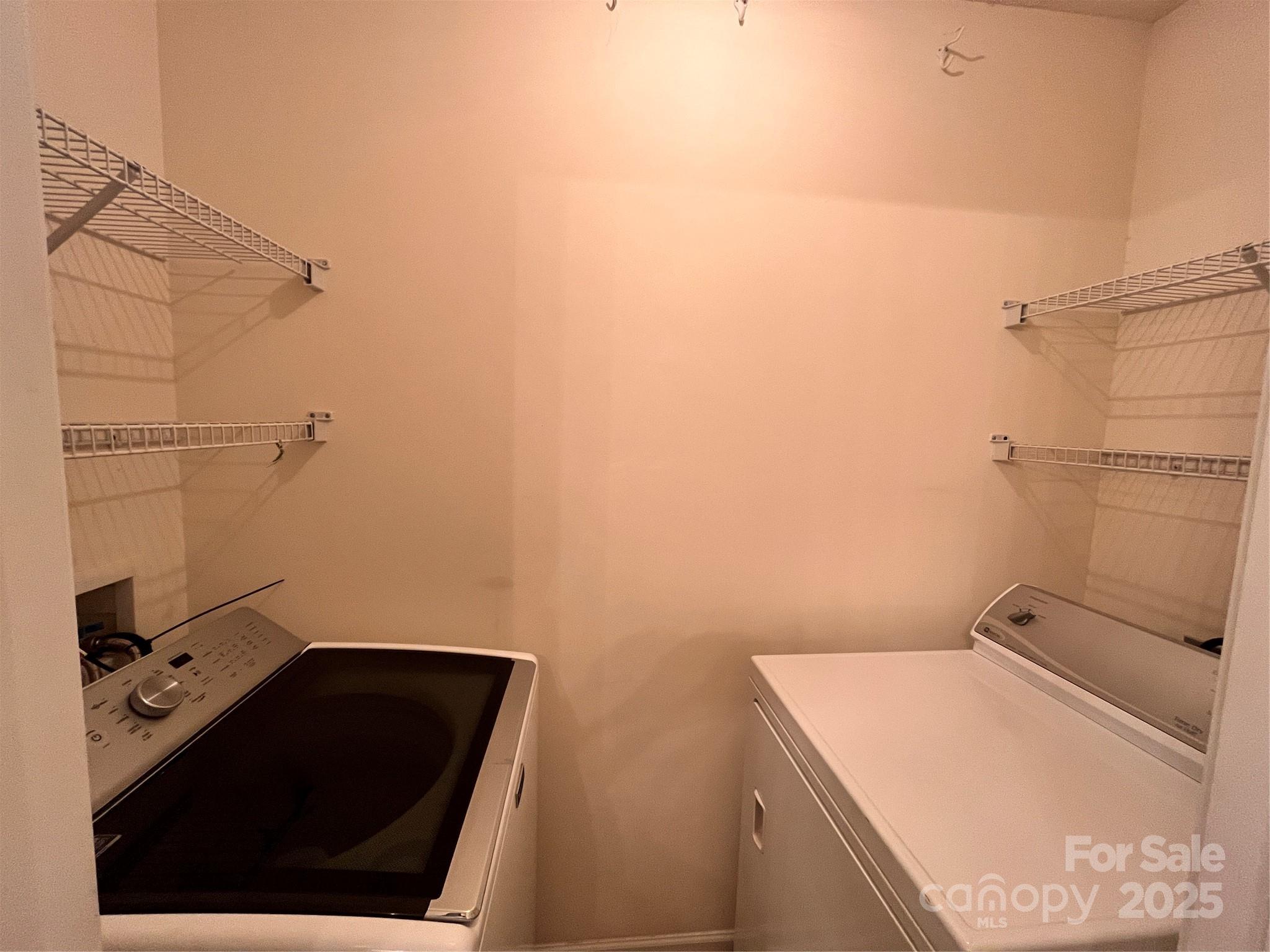 10875 Holly Ridge Boulevard Property Photo 15