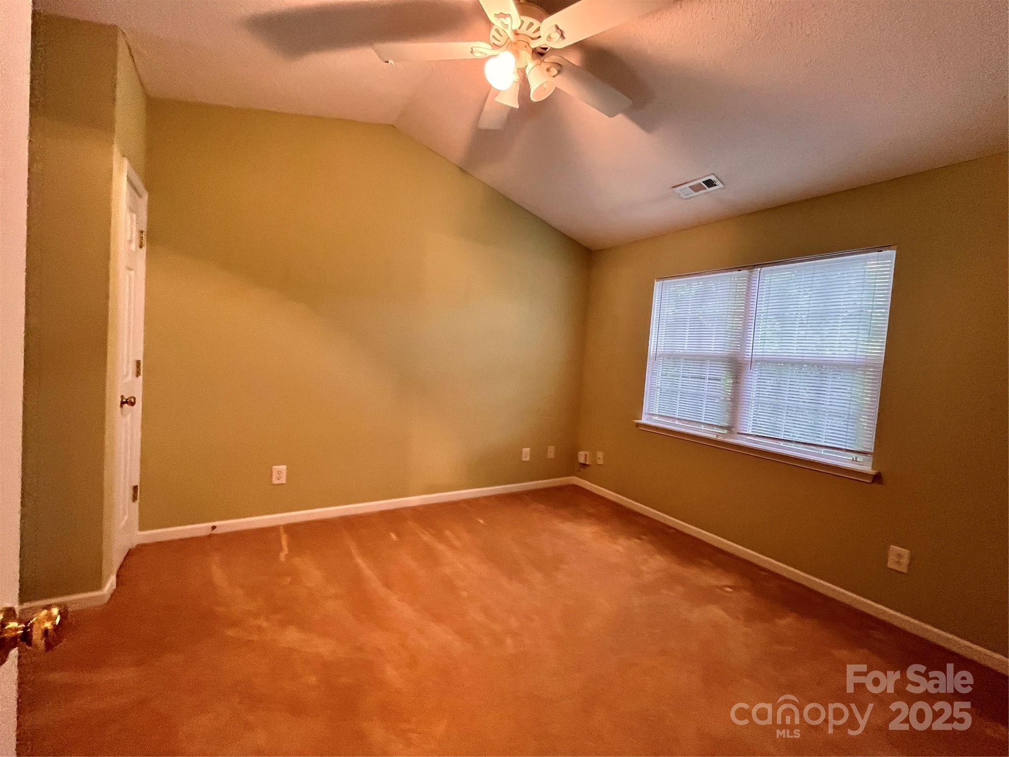10875 Holly Ridge Boulevard Property Photo 16
