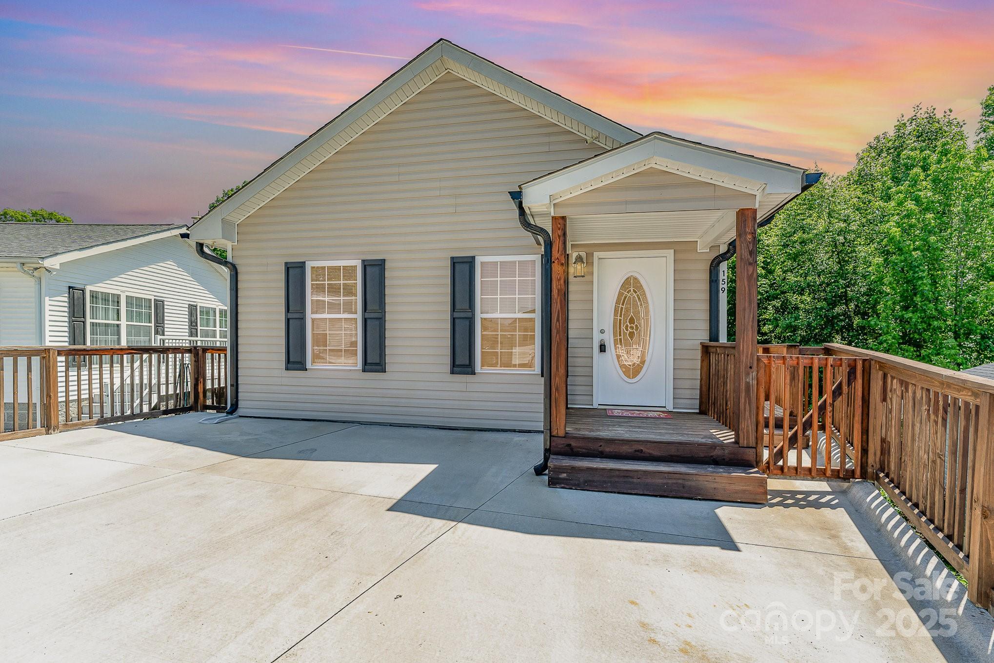 159 Badin Lake Circle Property Photo 1