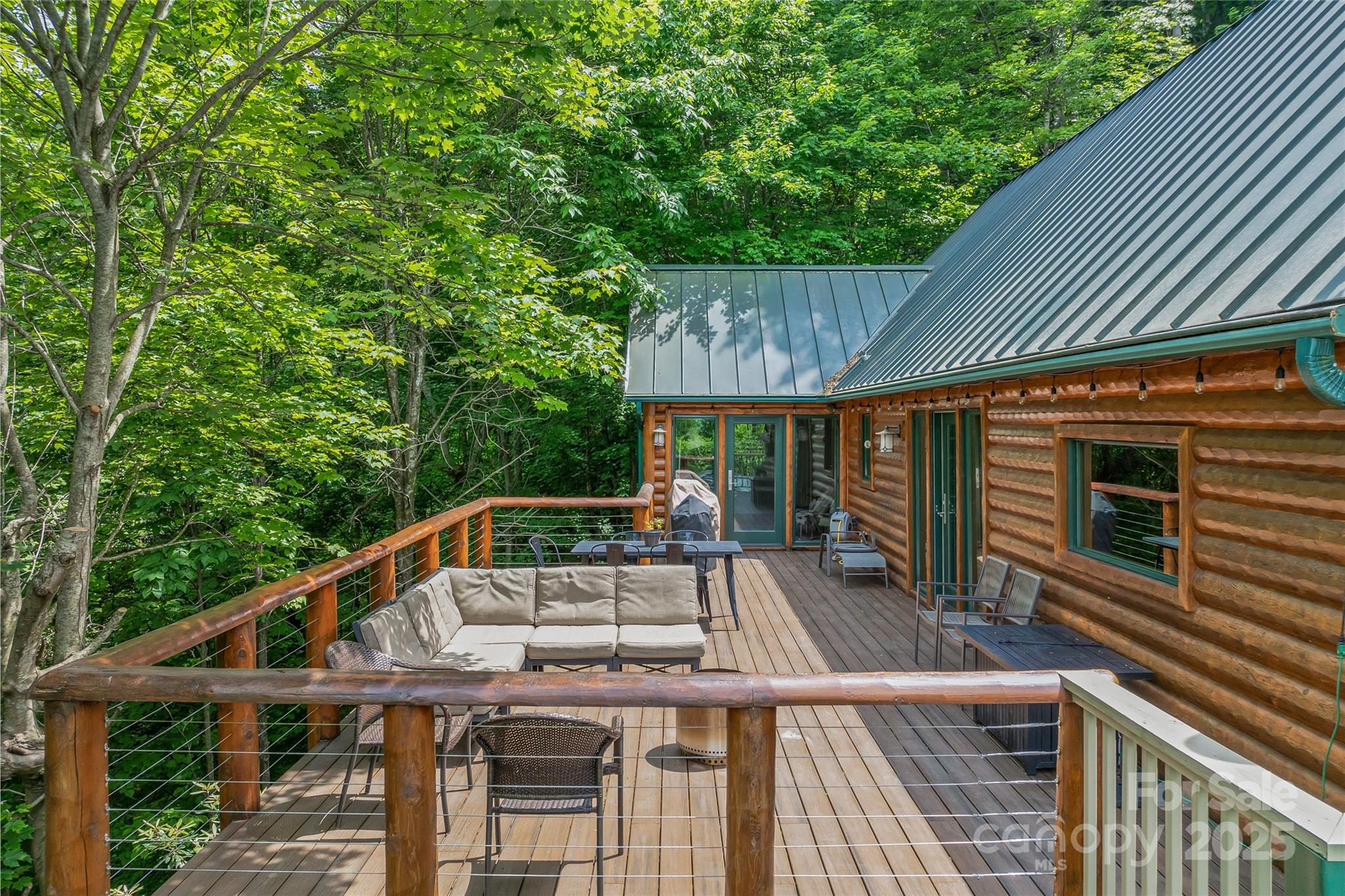 18 Hummingbird Hill Property Photo 21