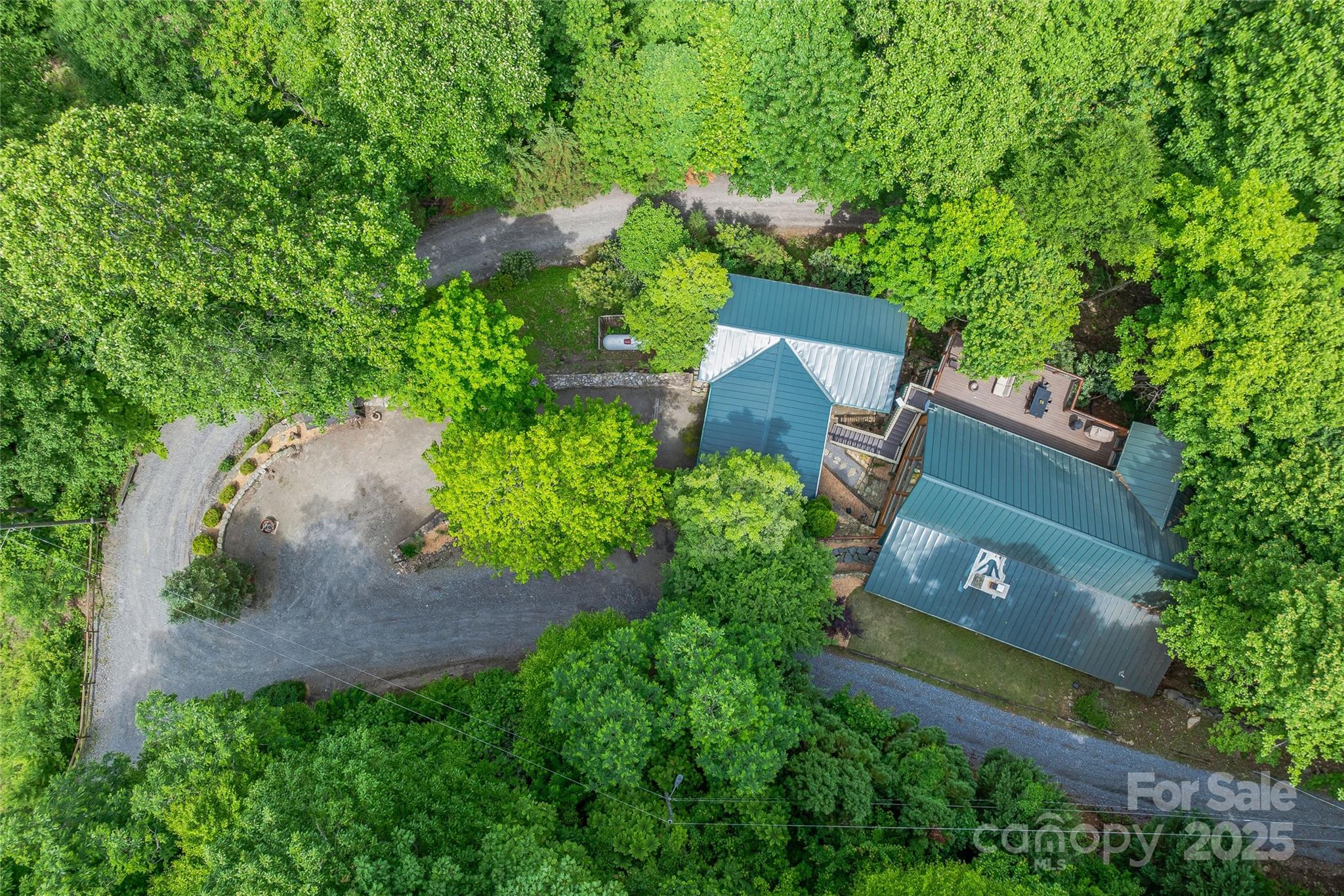 18 Hummingbird Hill Property Photo 44