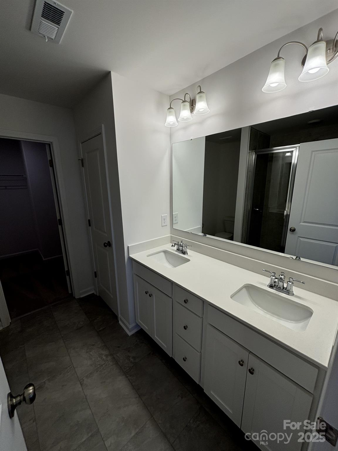 5033 Falstone Drive Property Photo 7