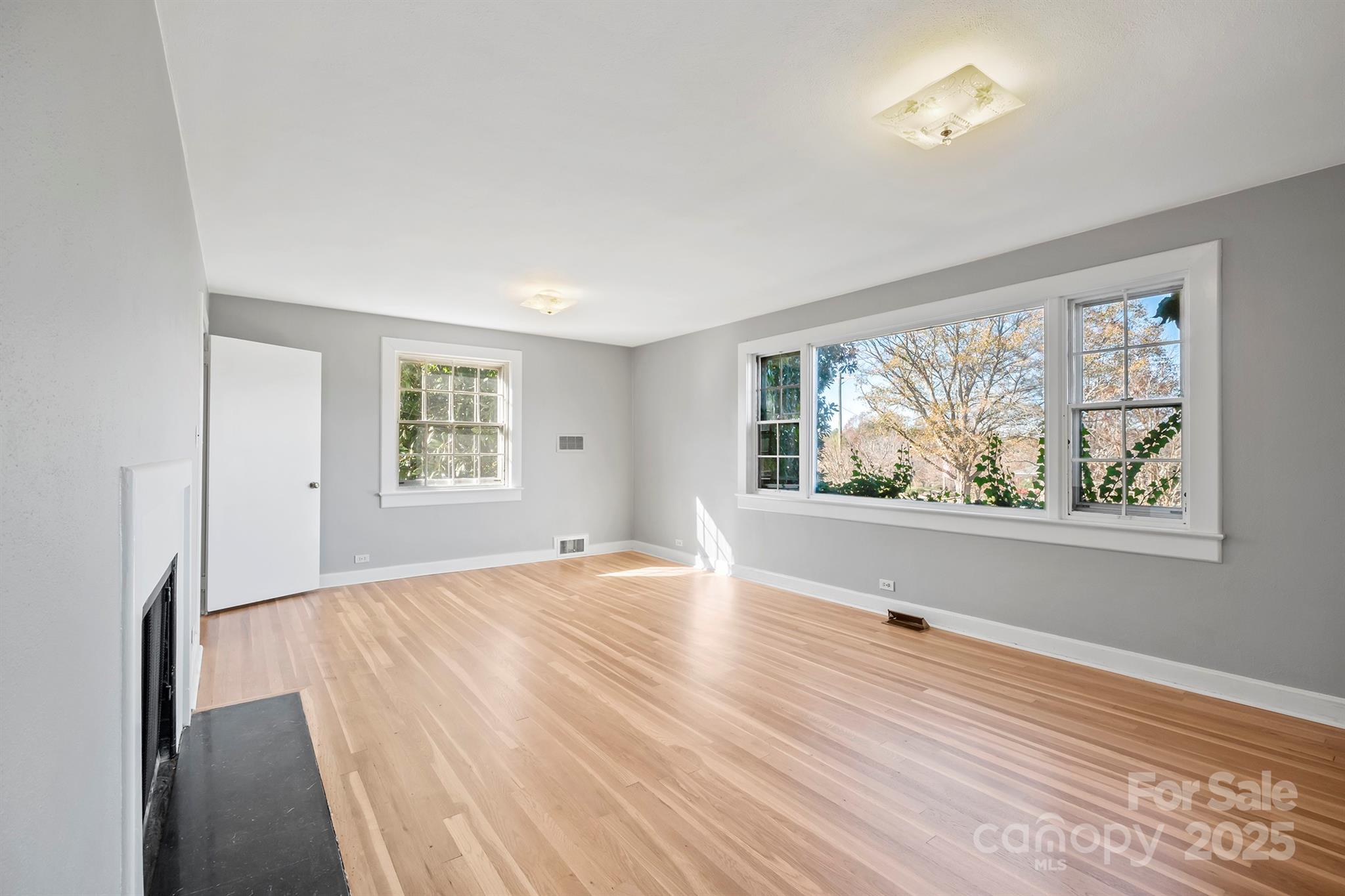 112 Bleynat Street Property Photo 6