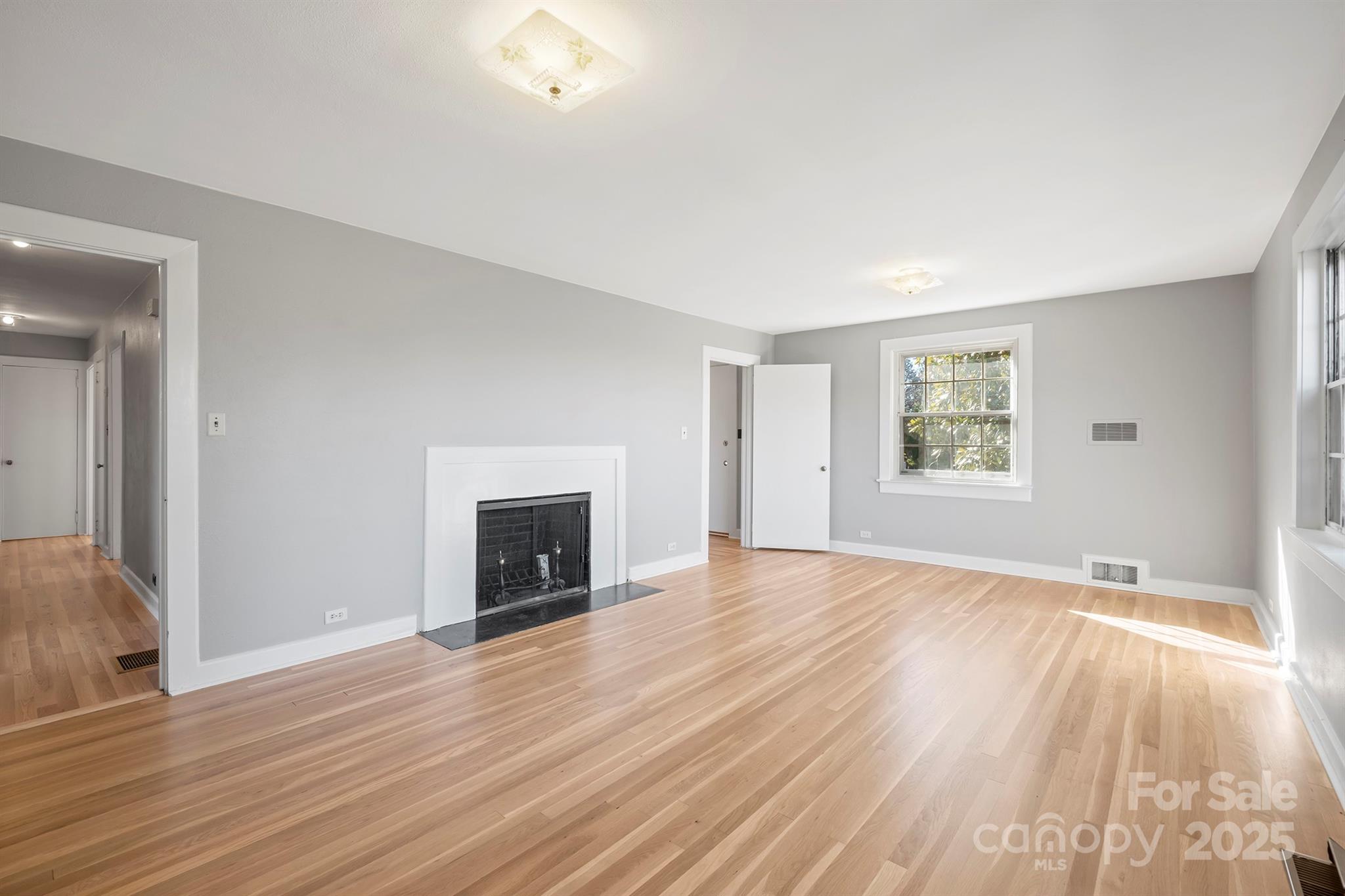 112 Bleynat Street Property Photo 7