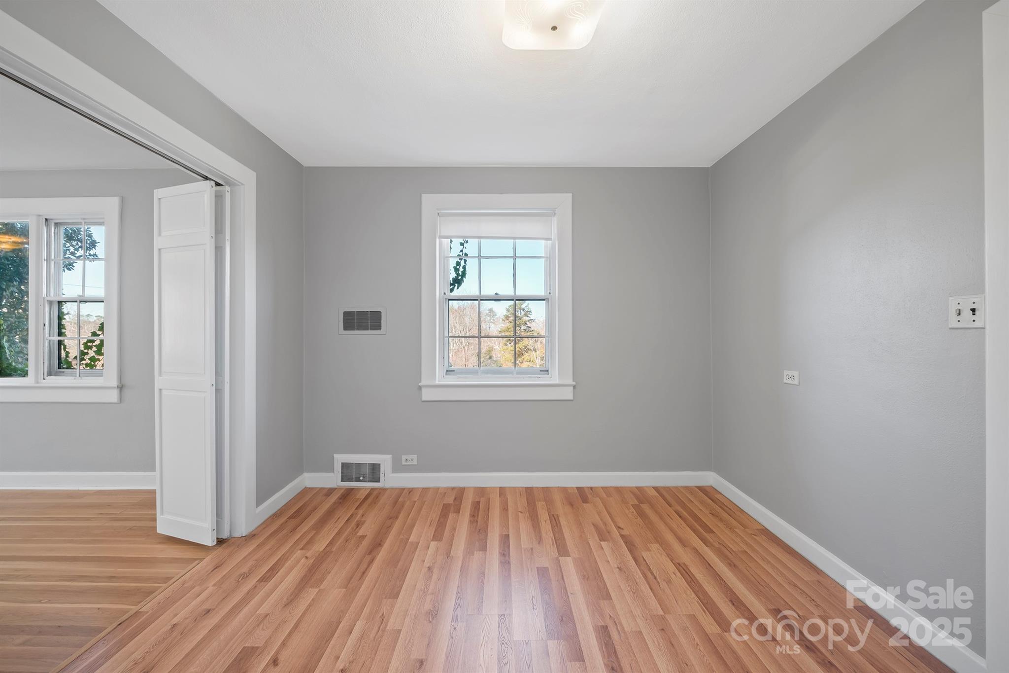 112 Bleynat Street Property Photo 16