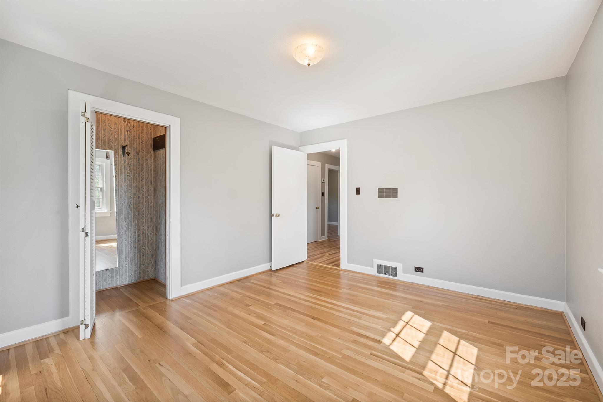 112 Bleynat Street Property Photo 20