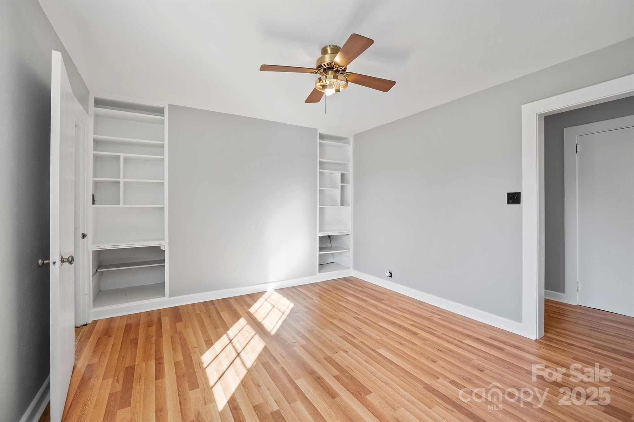 112 Bleynat Street Property Photo 24