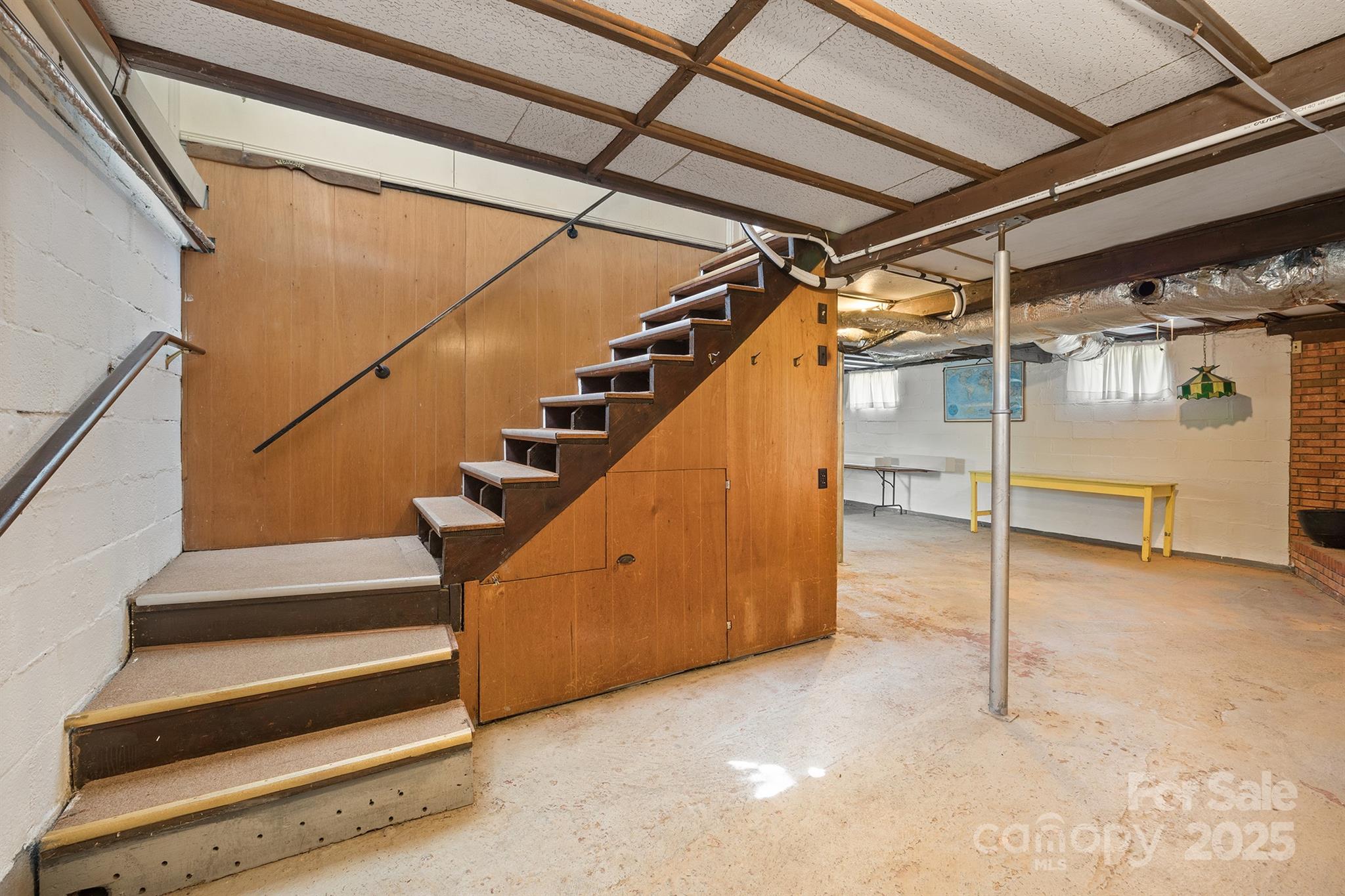 112 Bleynat Street Property Photo 36