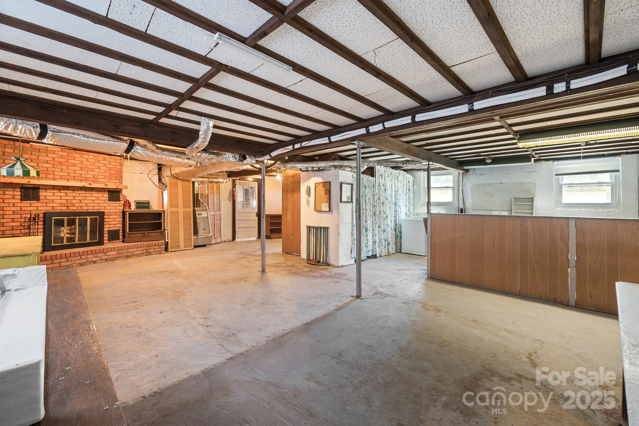 112 Bleynat Street Property Photo 38