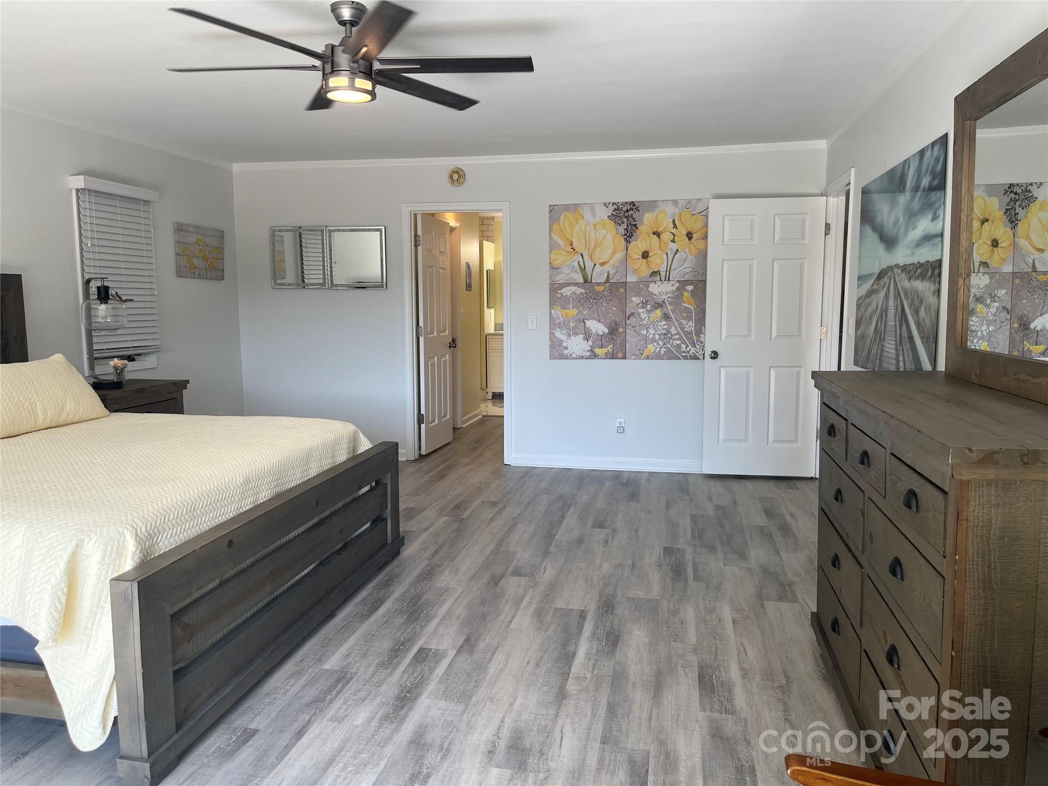 255 Gateway Drive Property Photo 16