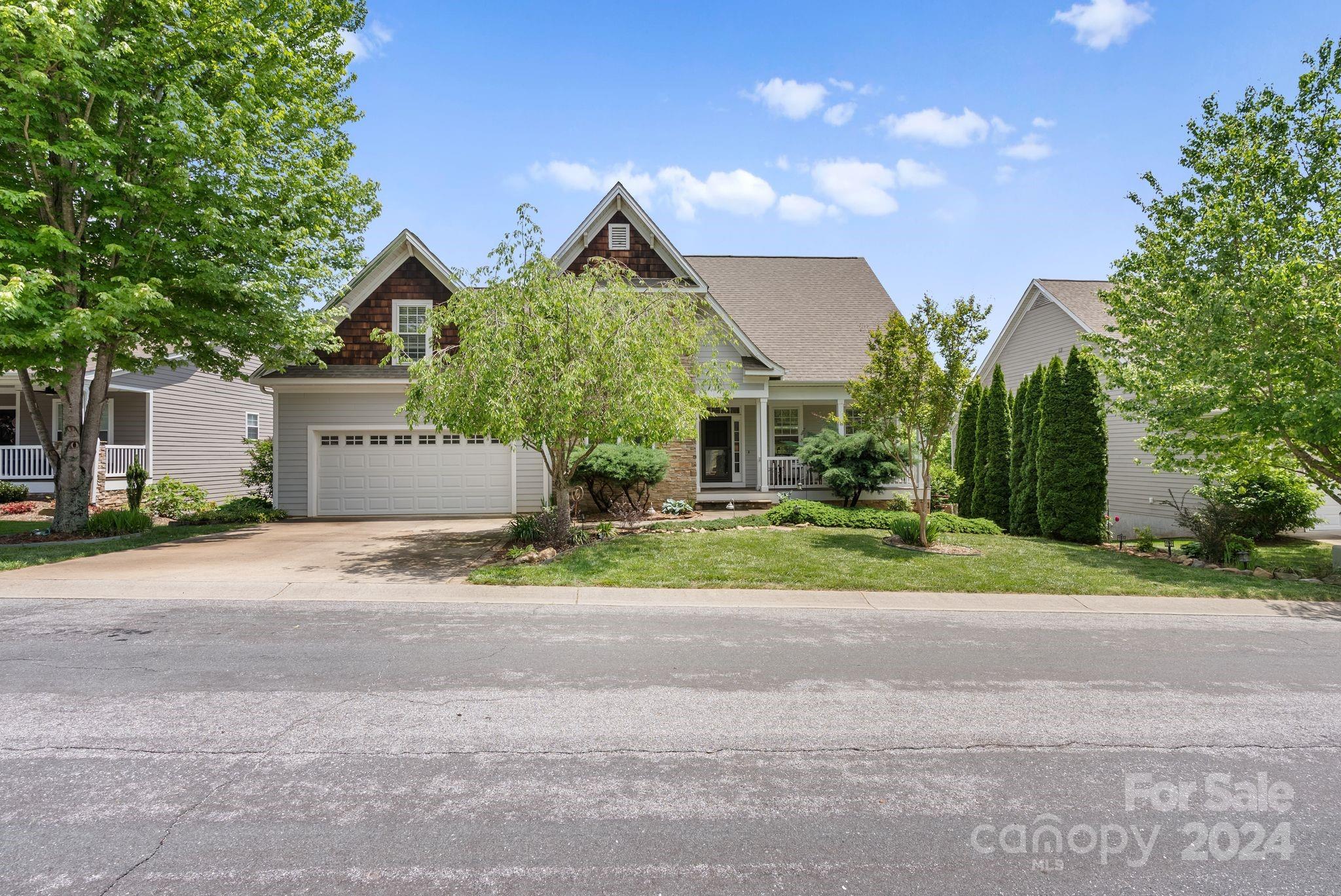 213 Nut Hatch Loop Property Photo 1