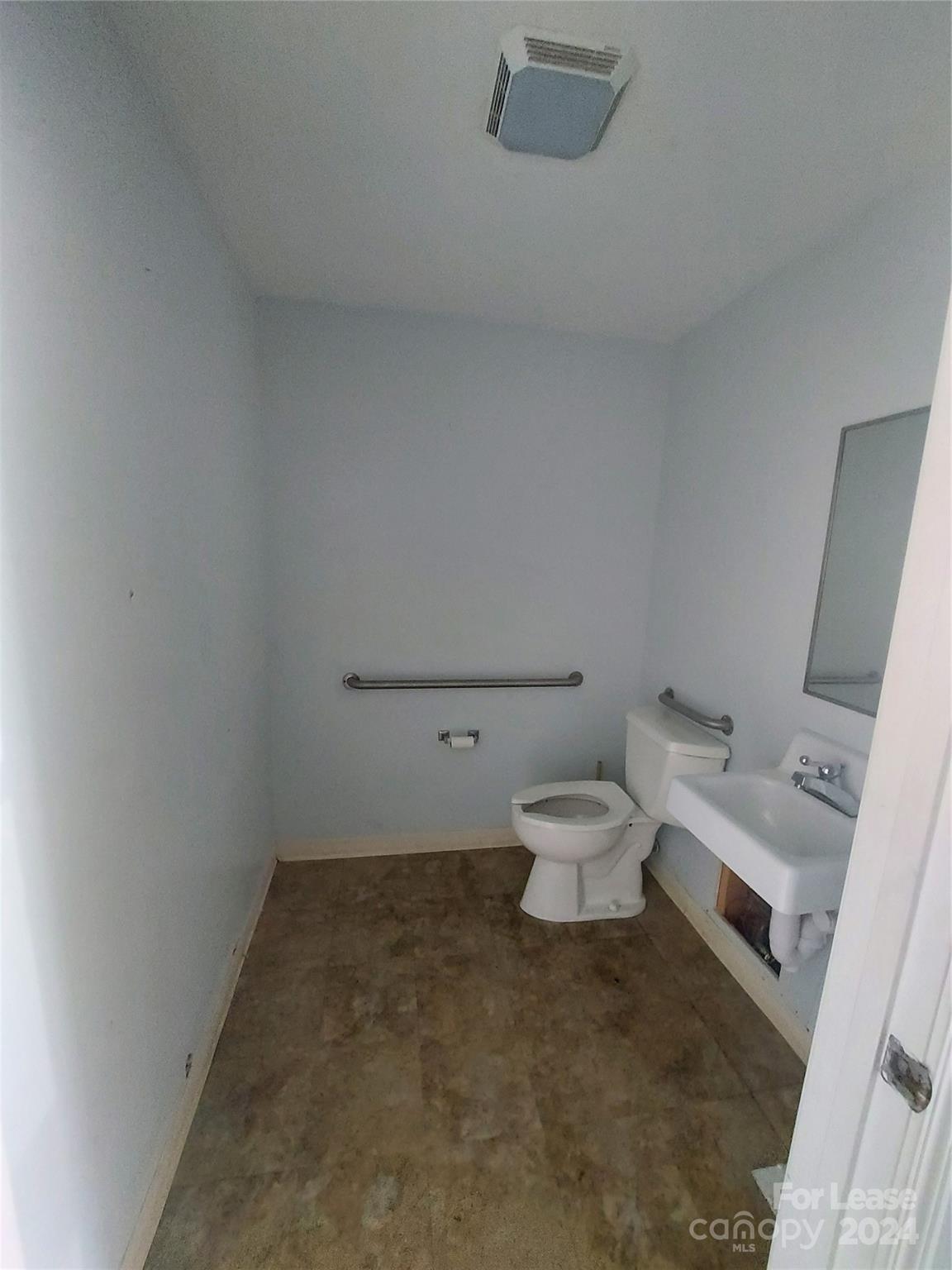 640 Merrimon Avenue Property Photo 5