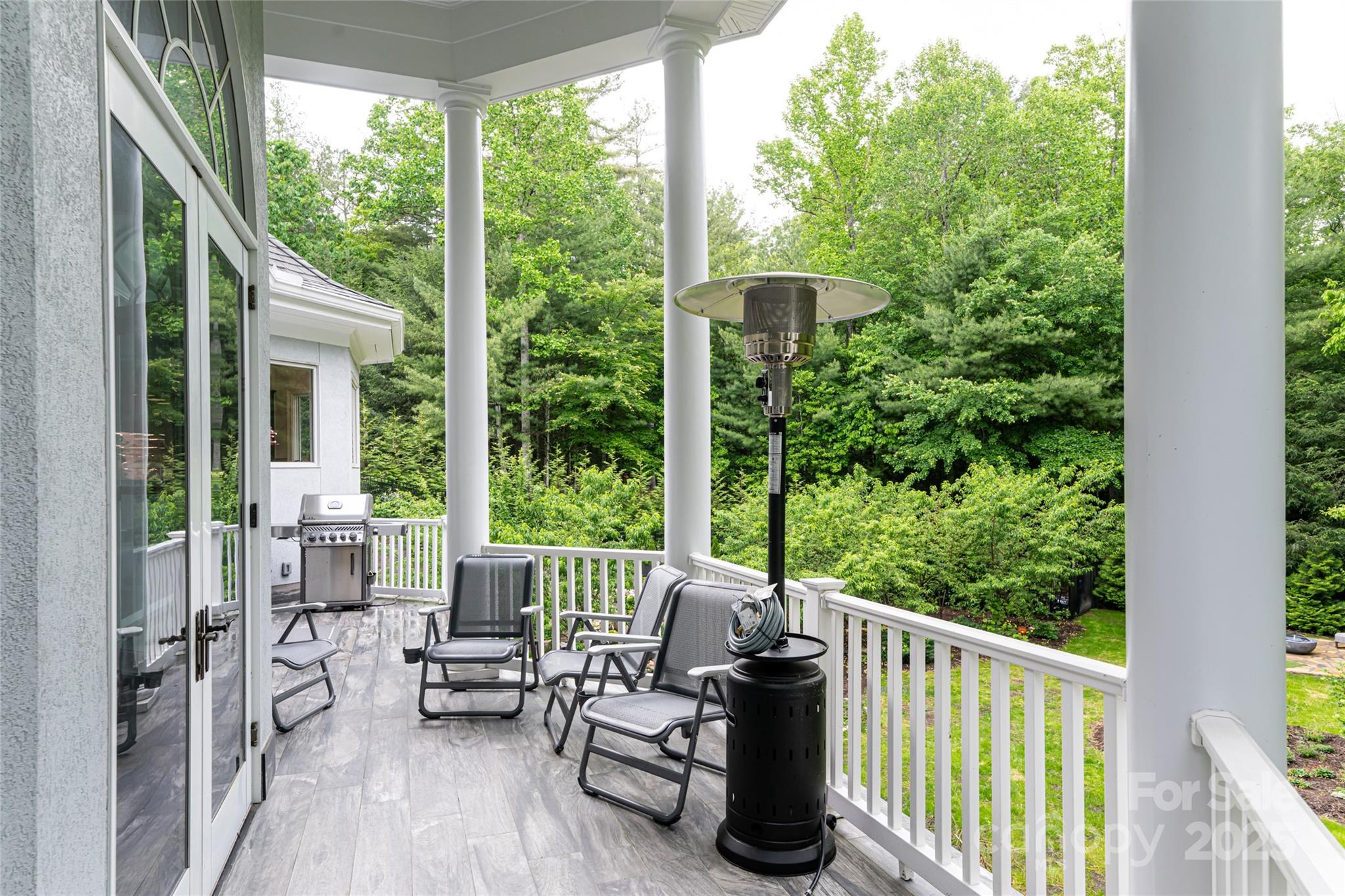 18 Cedar Hill Drive Property Photo 16