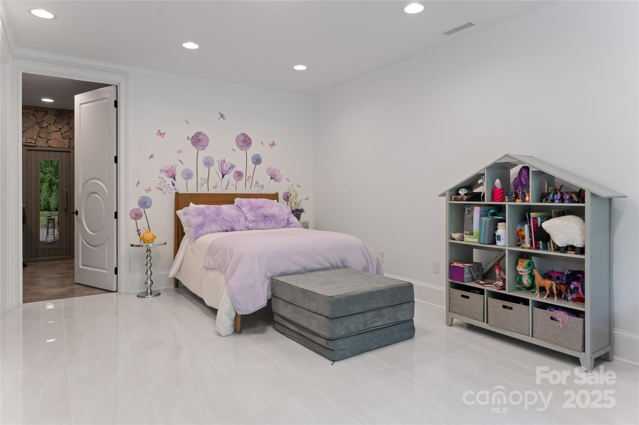 18 Cedar Hill Drive Property Photo 33