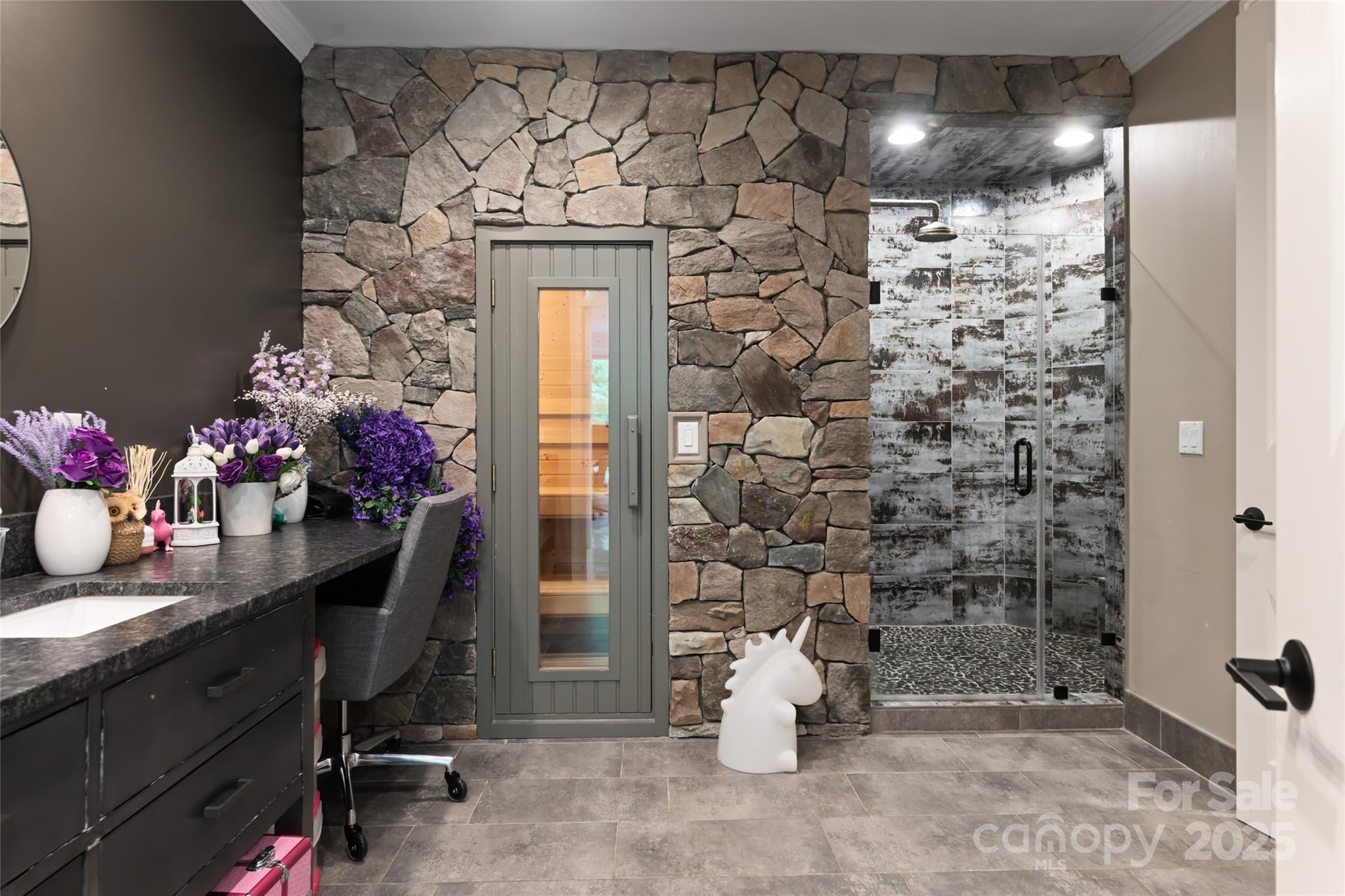 18 Cedar Hill Drive Property Photo 34