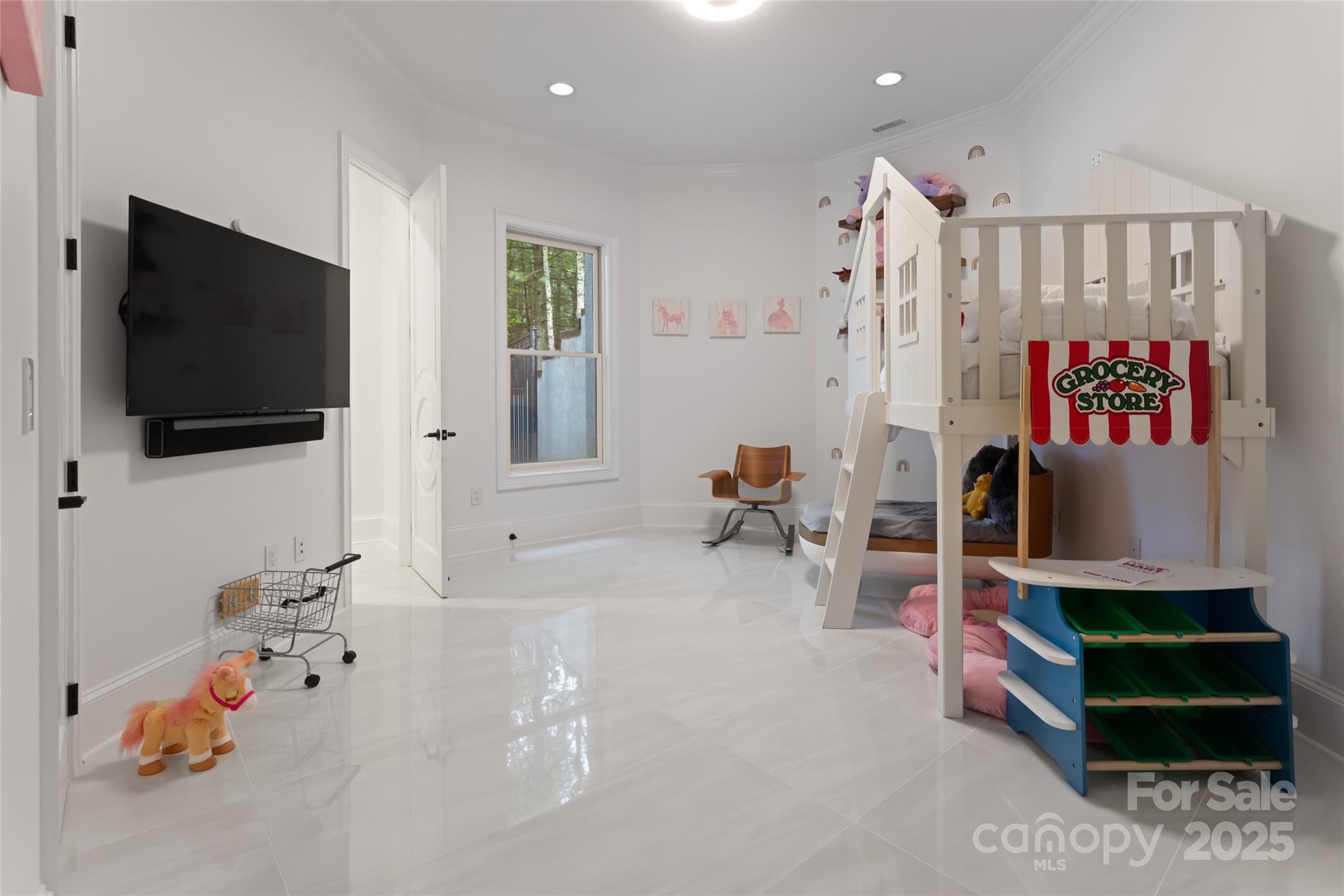 18 Cedar Hill Drive Property Photo 41