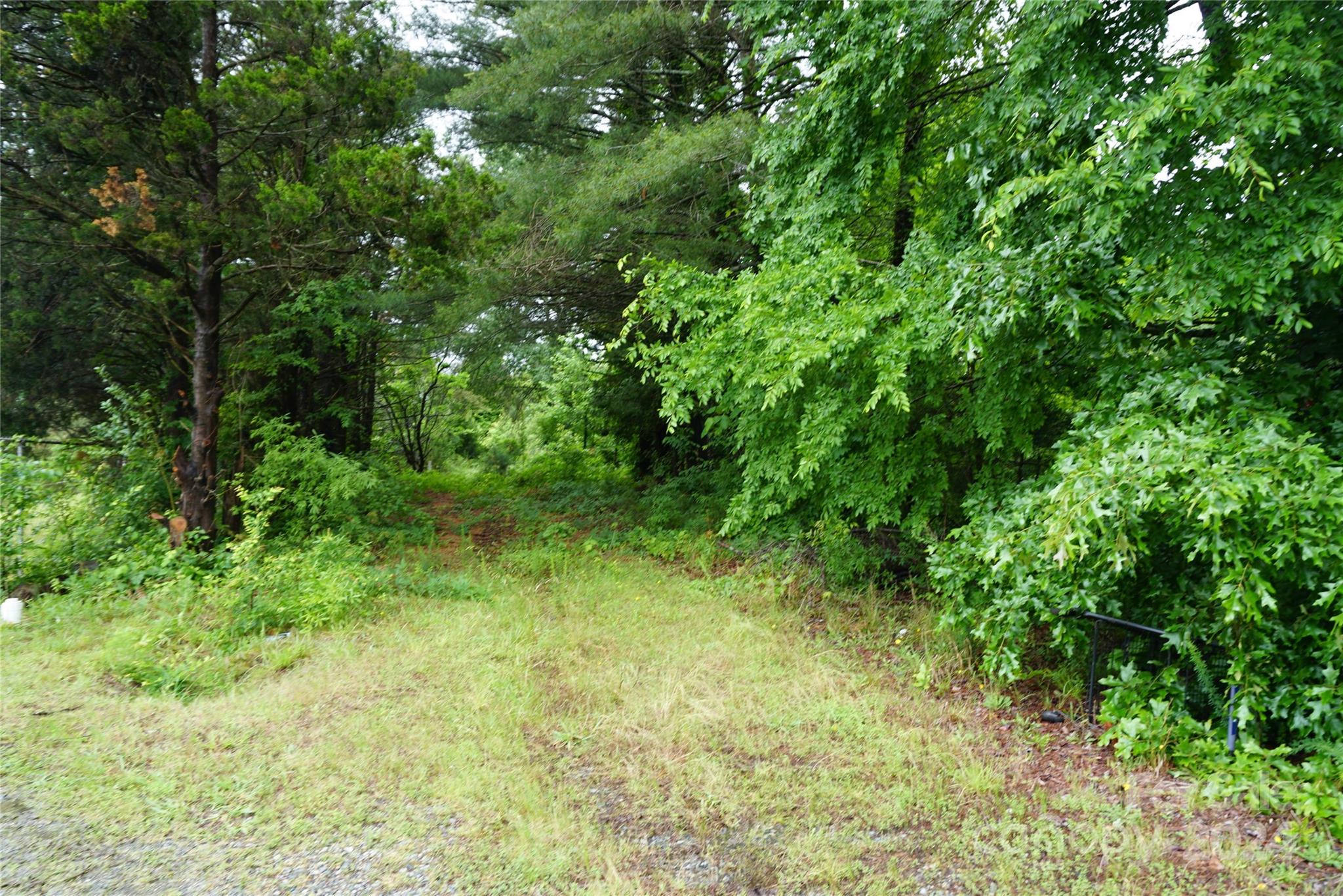 253 N Urban Street Property Photo 14