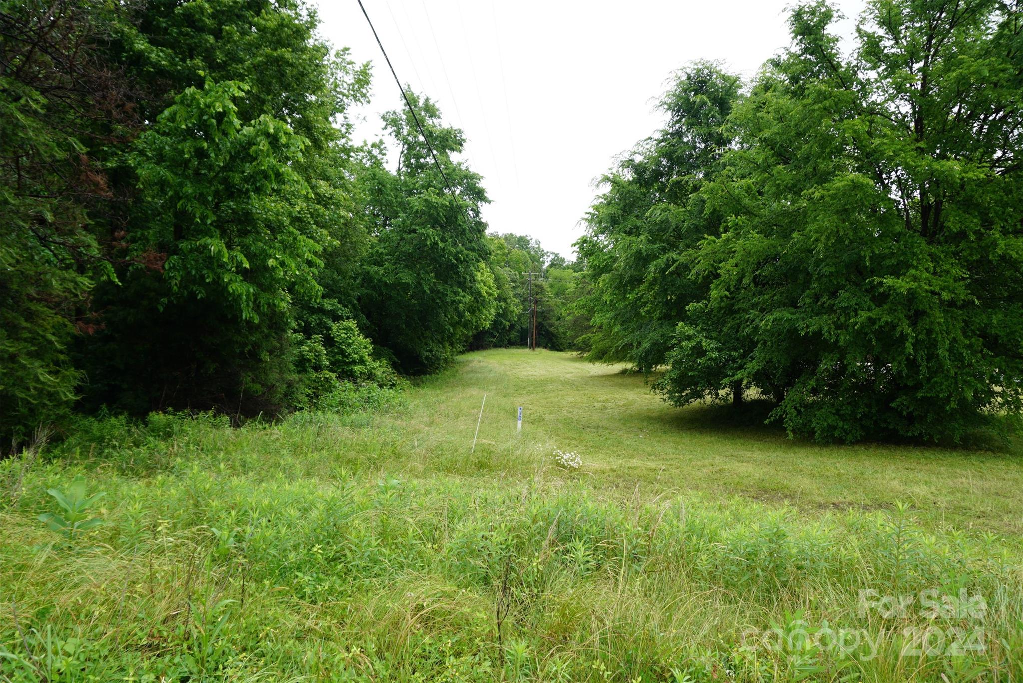 253 N Urban Street Property Photo 16