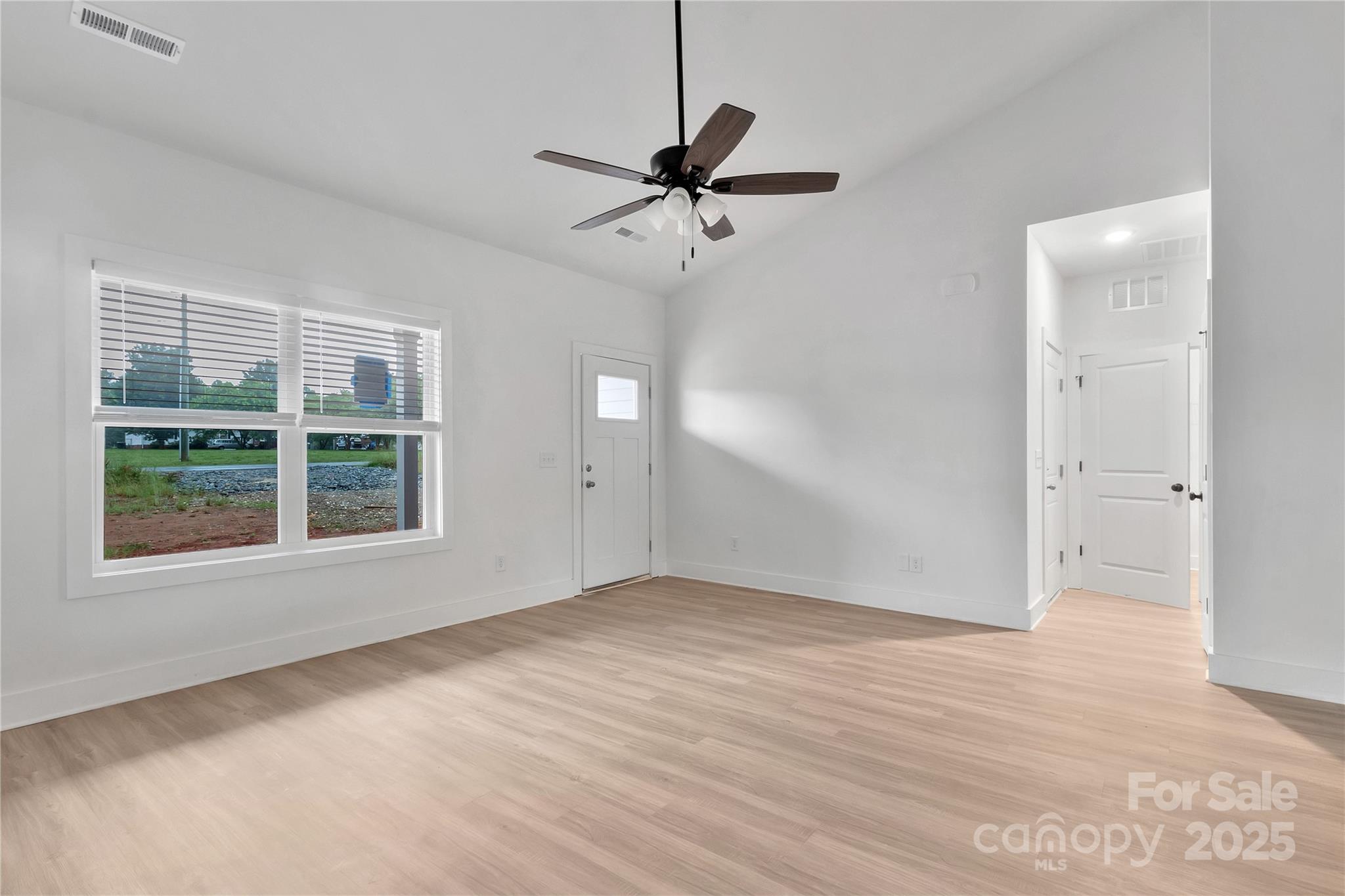 6133 Long Branch Road Property Photo 6