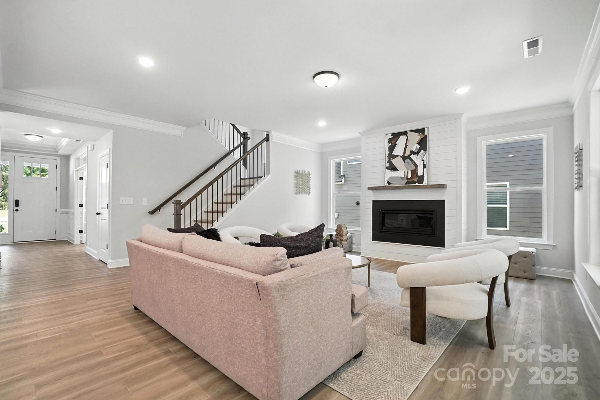 2016 Cedar Falls Drive 7 Property Photo 5