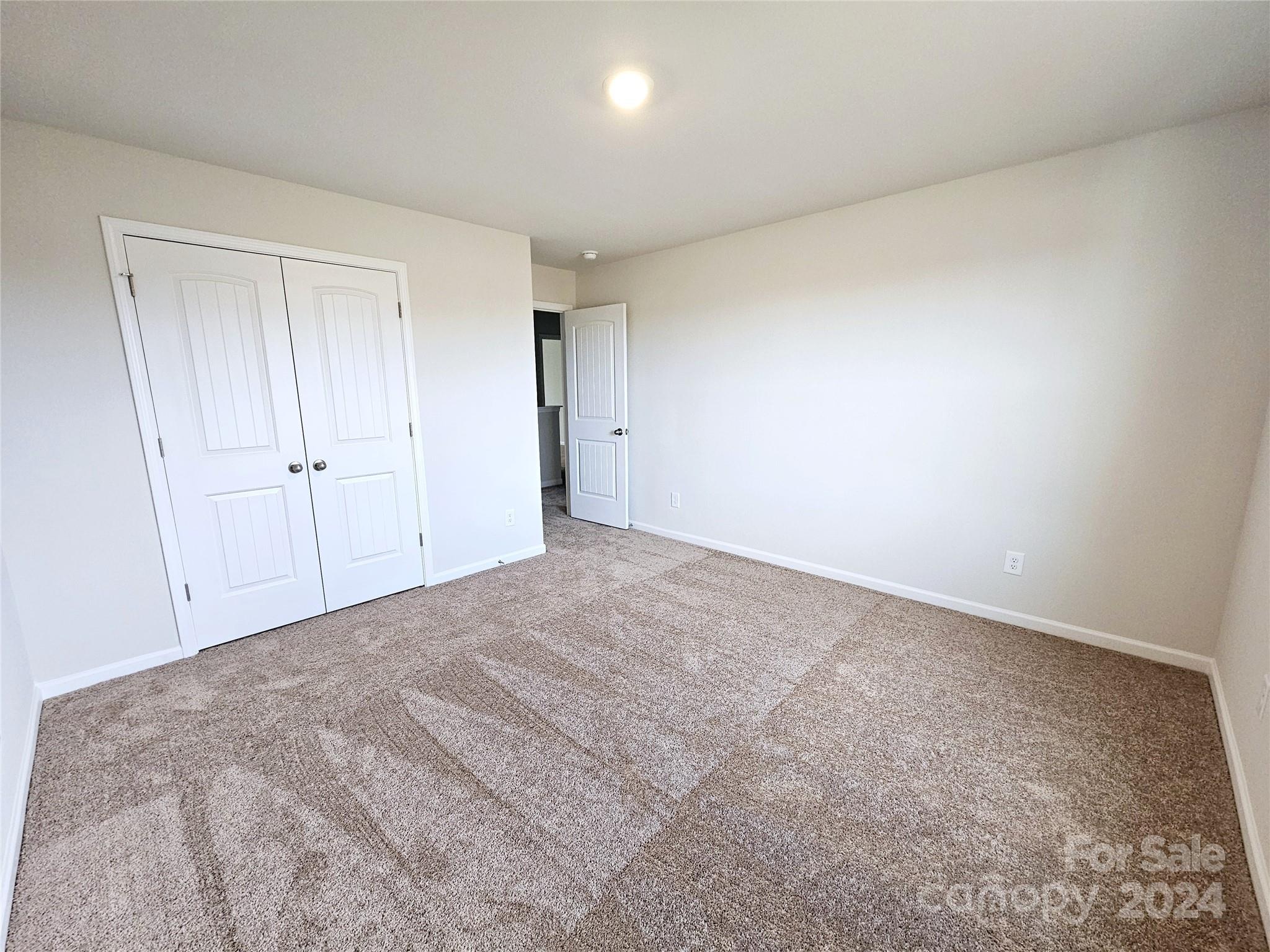 414 Apex Circle Property Photo 7