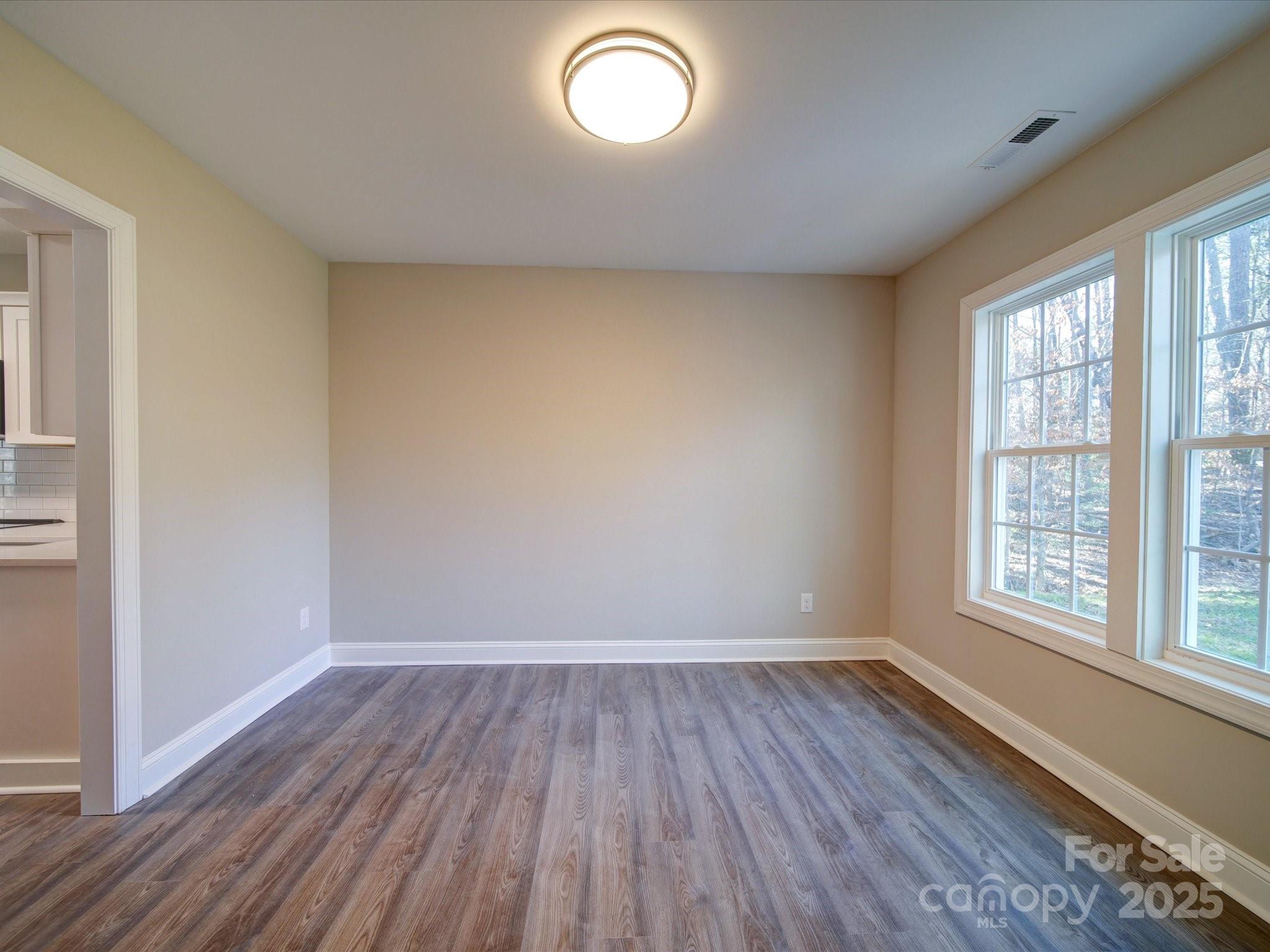 248 Pioneer Drive 990 Property Photo 24