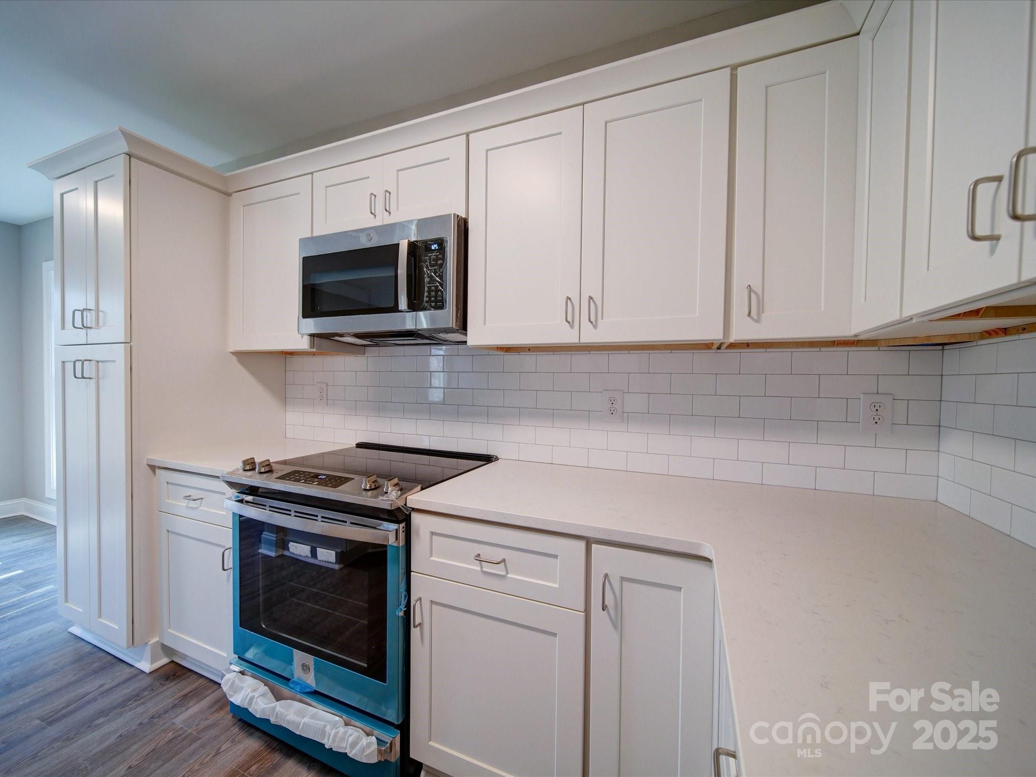 248 Pioneer Drive 990 Property Photo 26