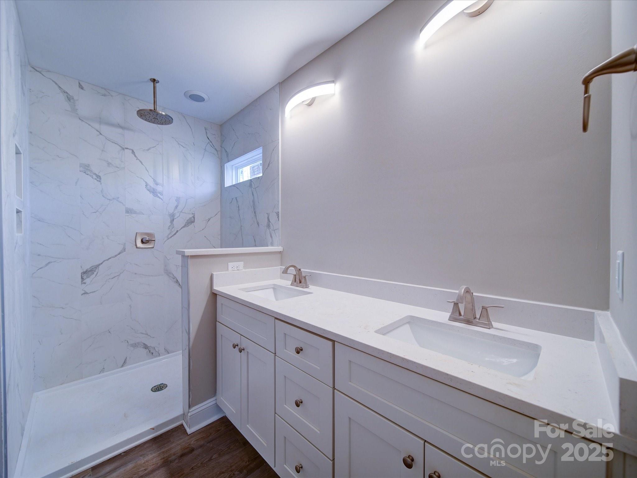 248 Pioneer Drive 990 Property Photo 41