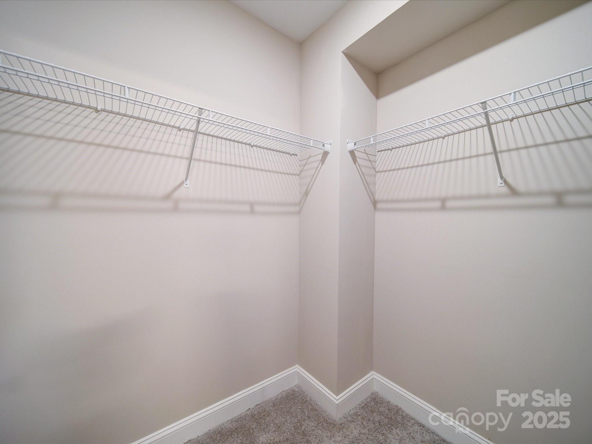 248 Pioneer Drive 990 Property Photo 44