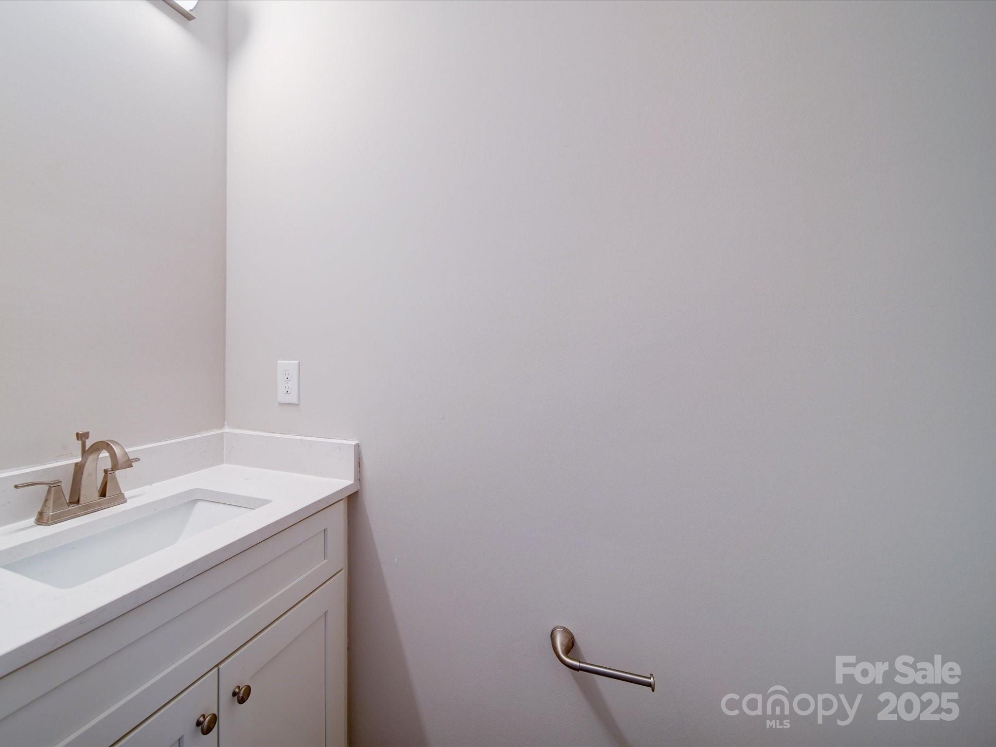 248 Pioneer Drive 990 Property Photo 47