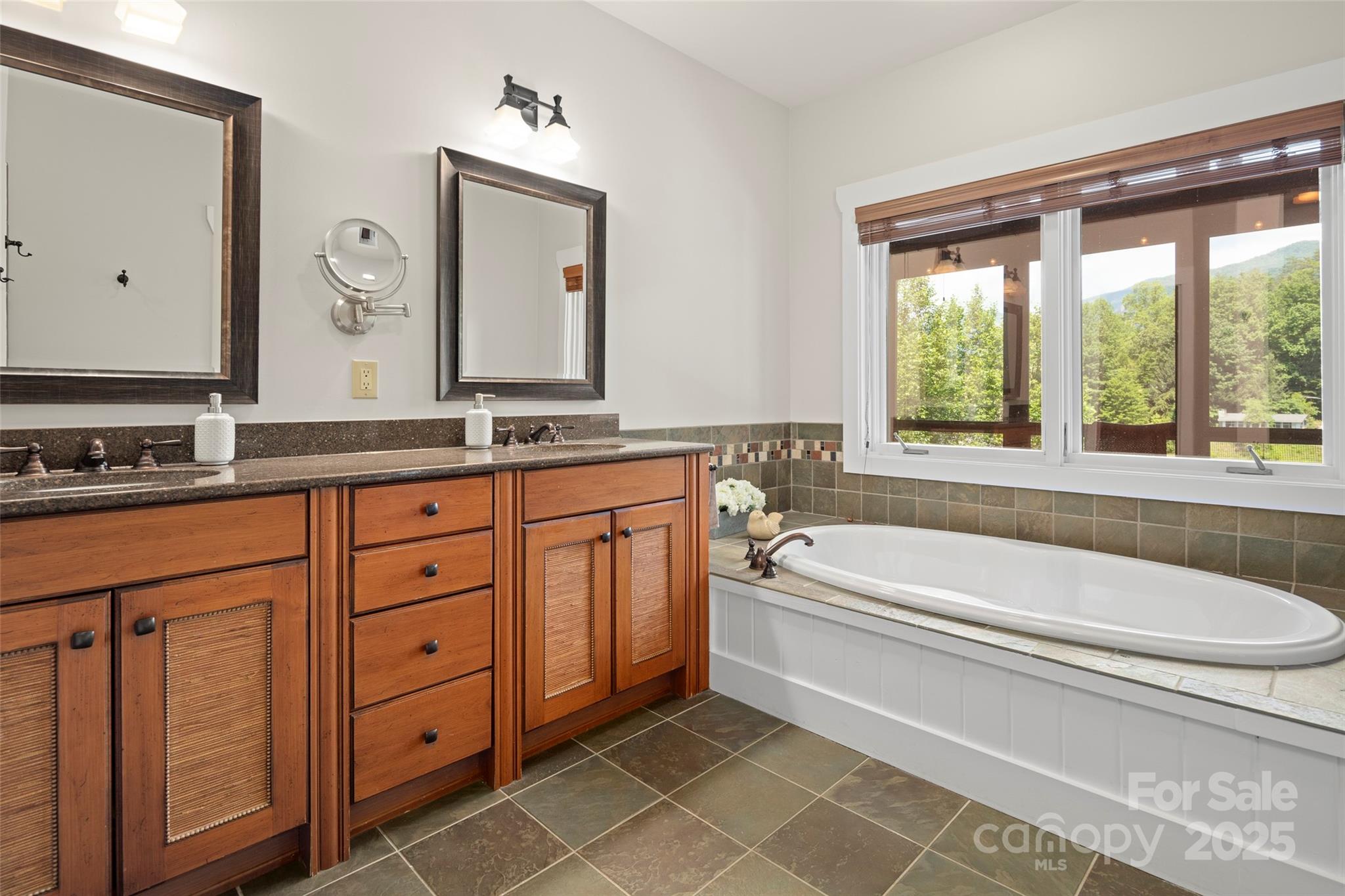 235 Deerwood Drive Property Photo 26