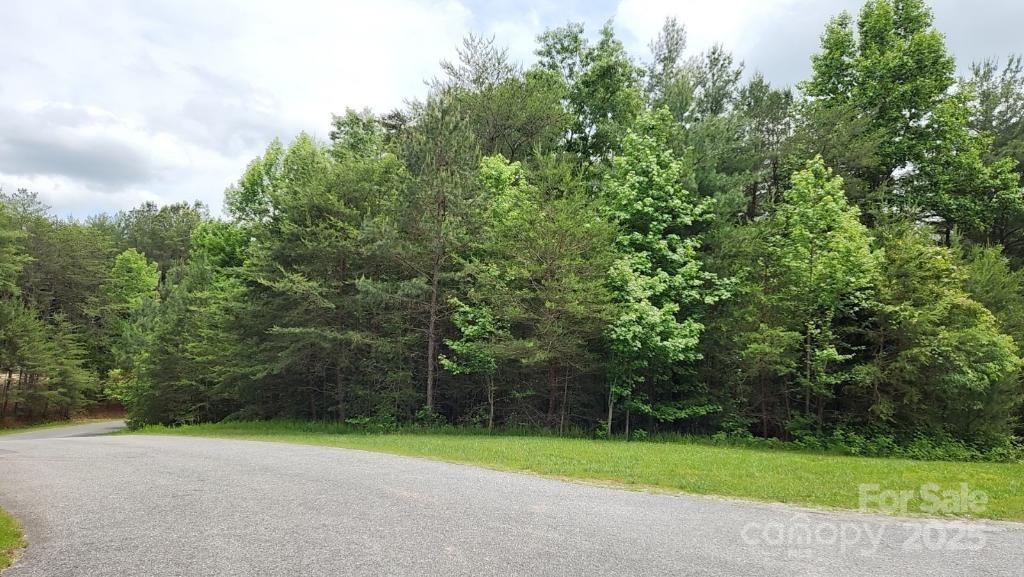 5339 Knollview Drive Property Photo 10