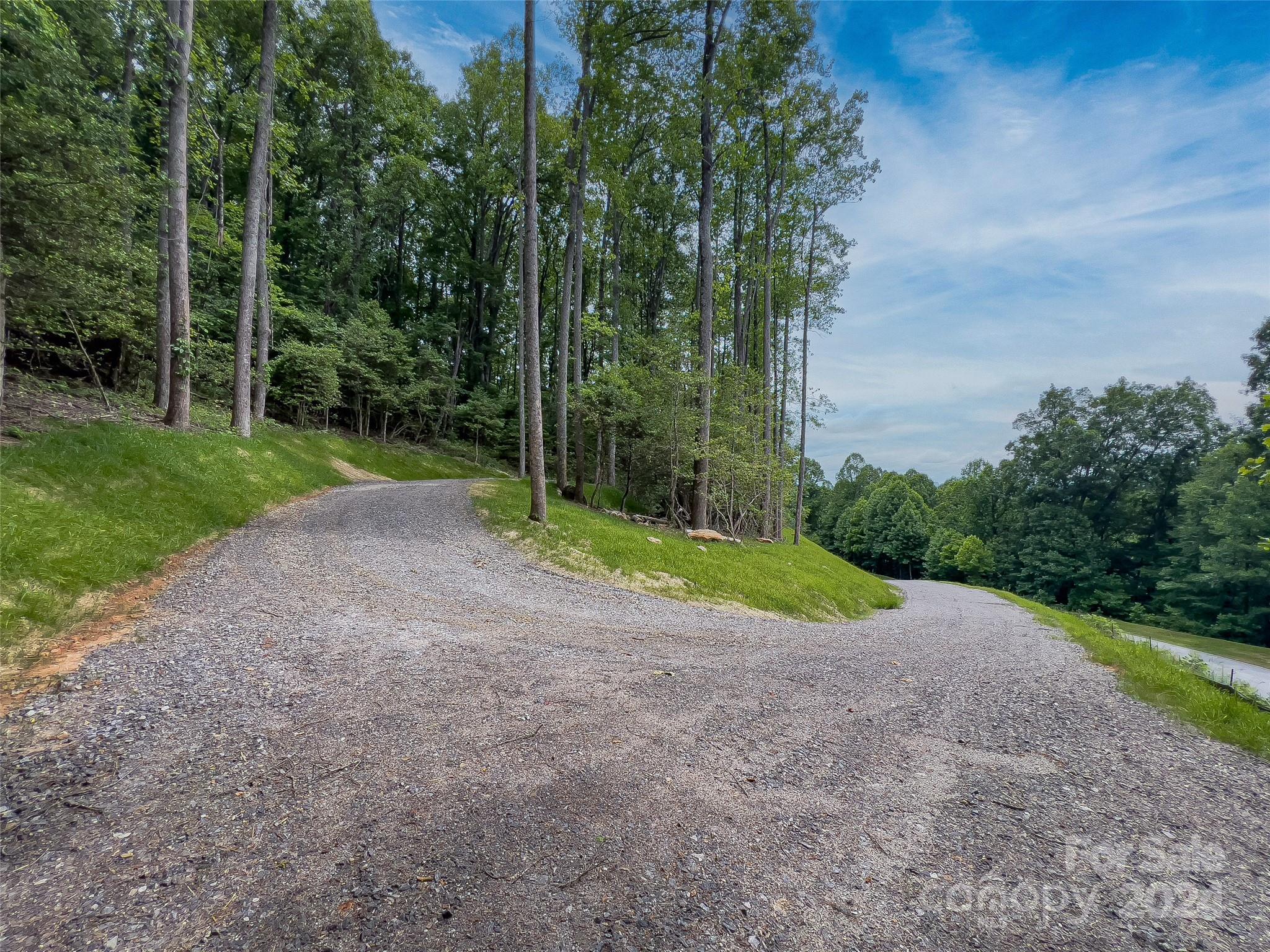 99999 Cliffsridge Parkway Property Photo 11