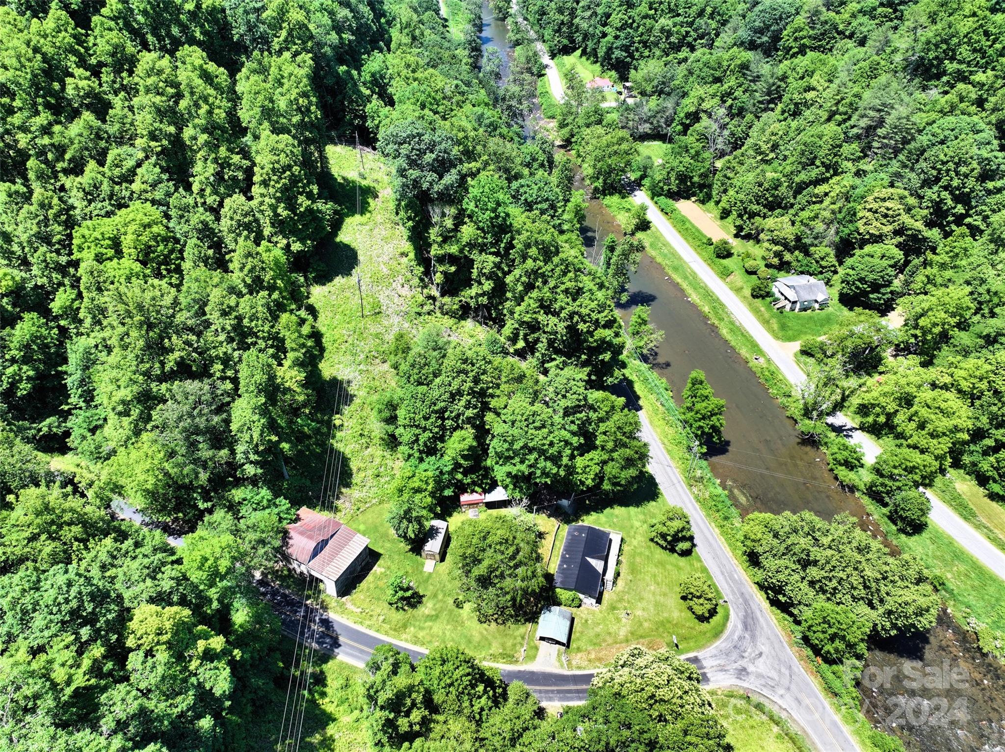 3065 Piney Hill Road Property Photo 7