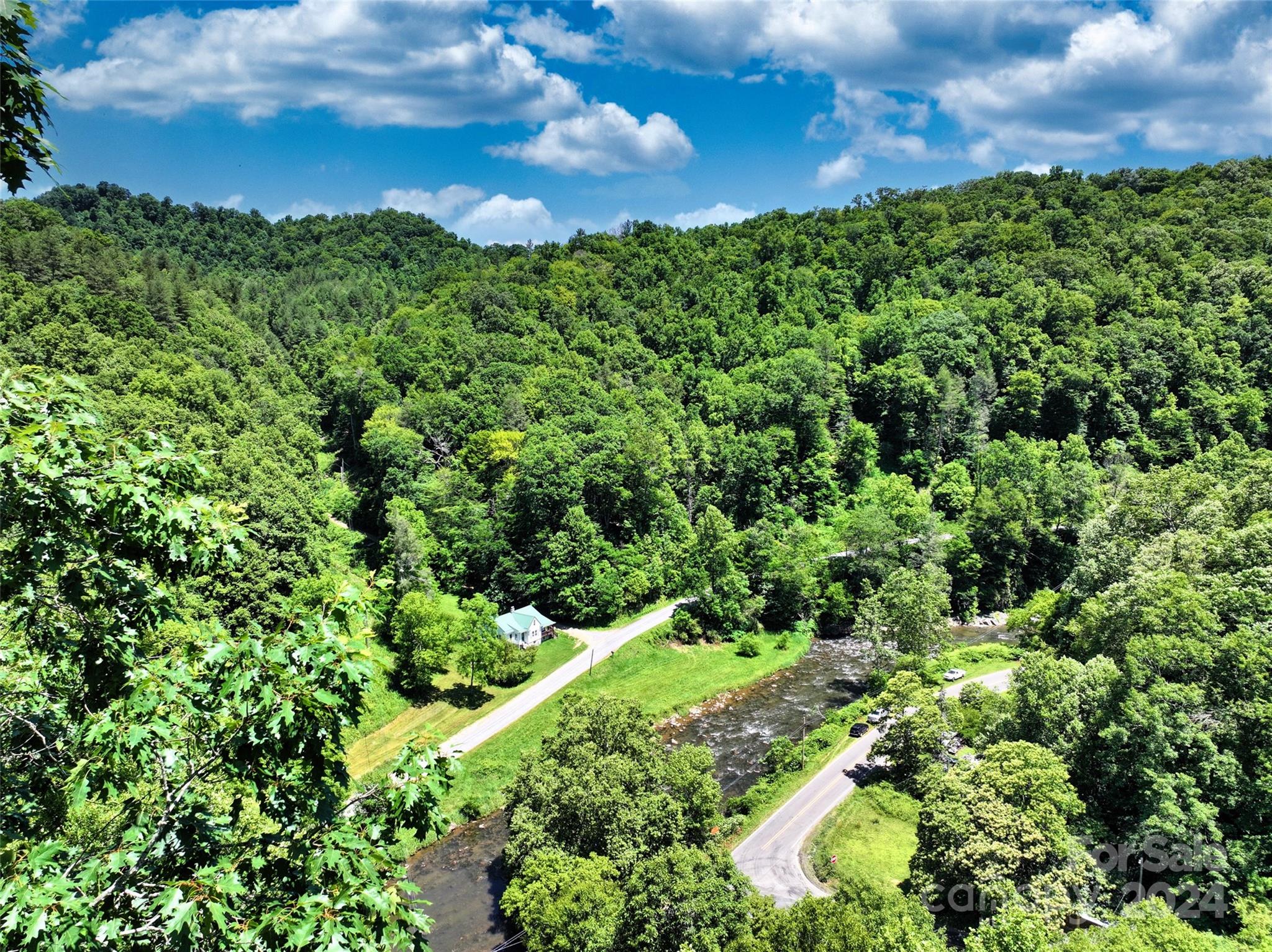 3065 Piney Hill Road Property Photo 8